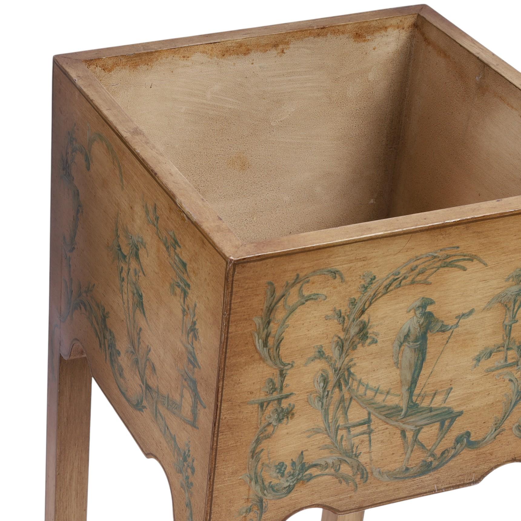 Paire de jardinières italiennes de style chinoiserie sur pied en vente 2