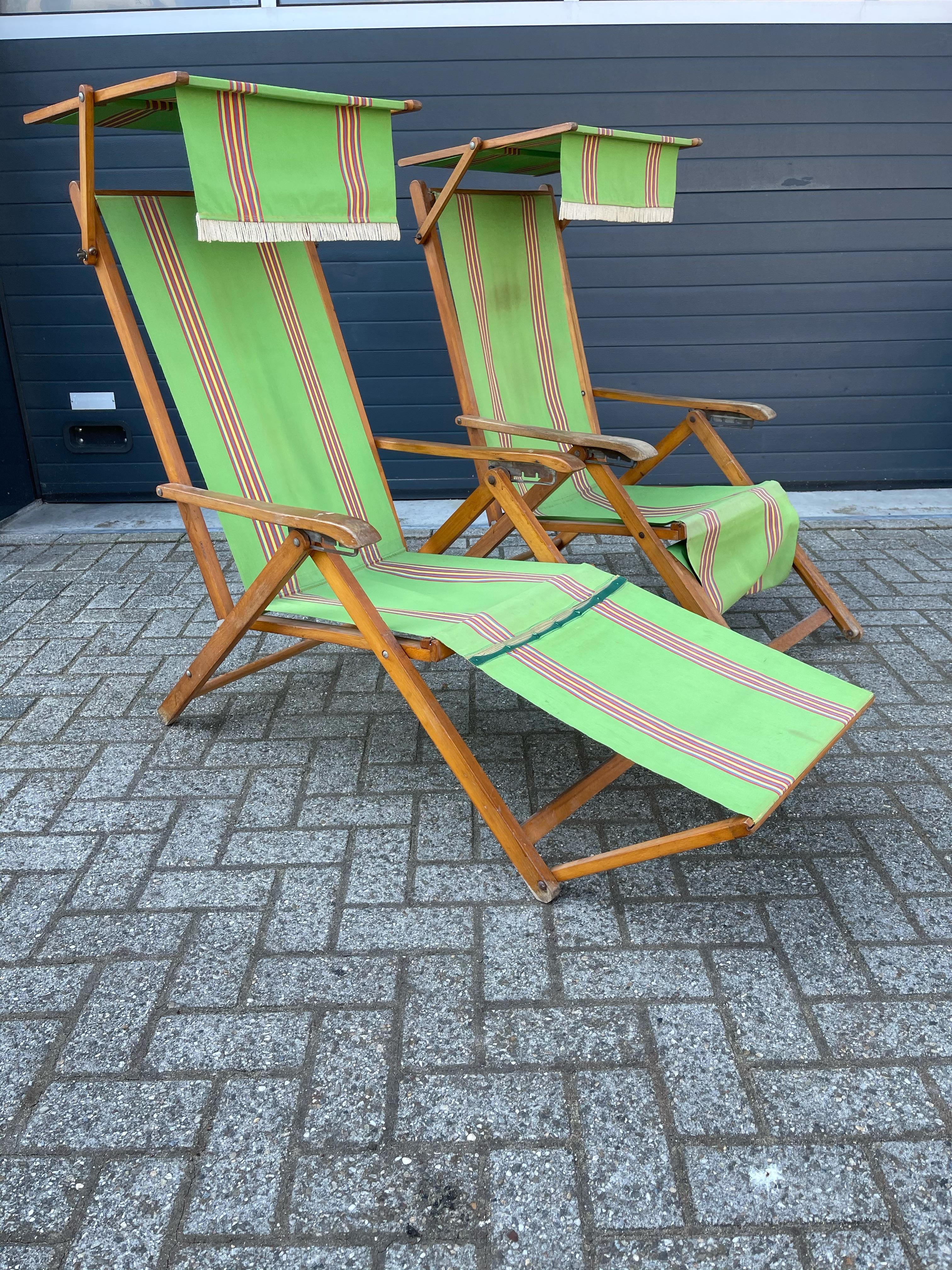 Vintage Pair of Italian Folding Beechwood Sun Beach Chairs by Brevetti Reguitti 5