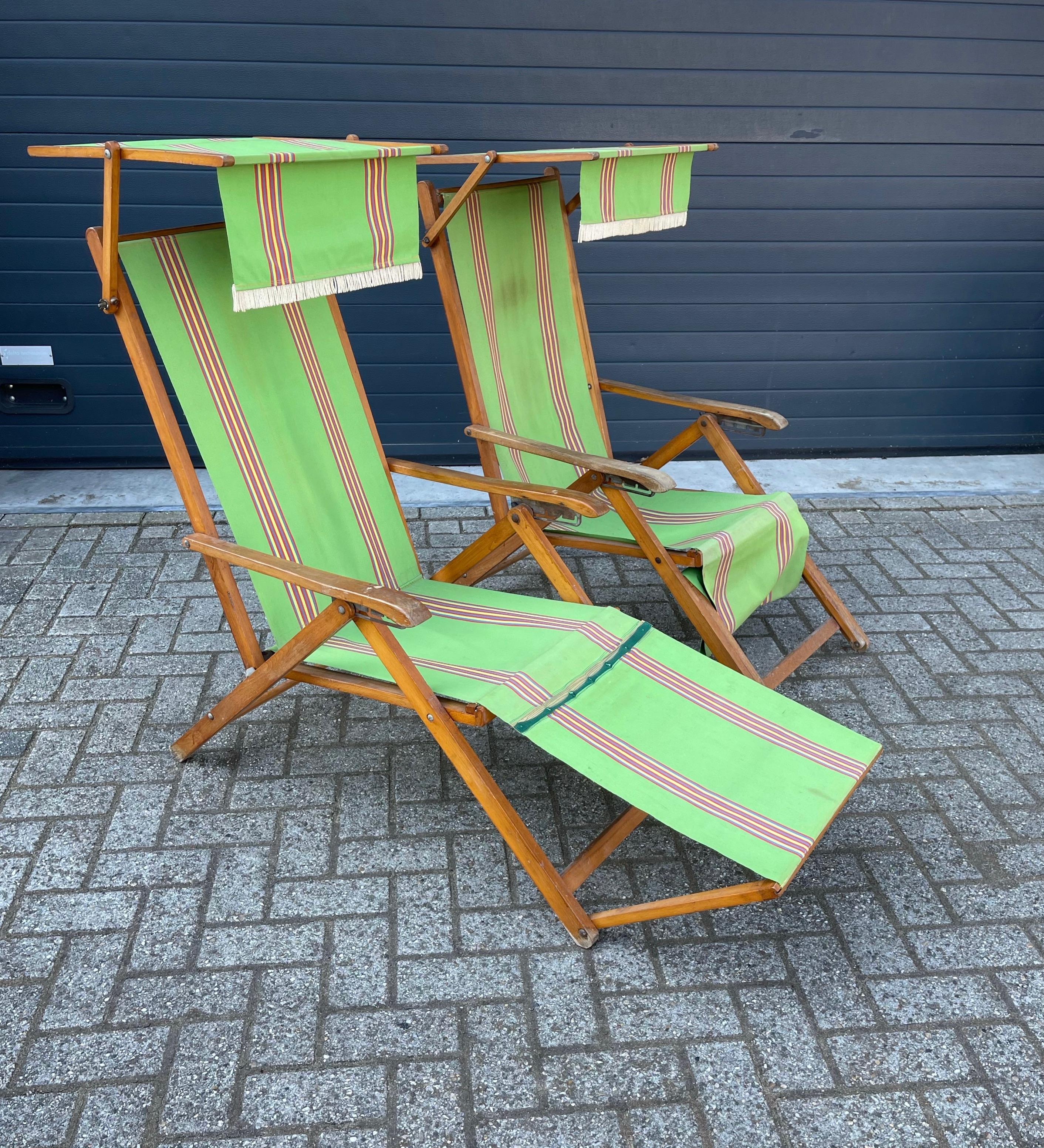 Vintage Pair of Italian Folding Beechwood Sun Beach Chairs by Brevetti Reguitti 6