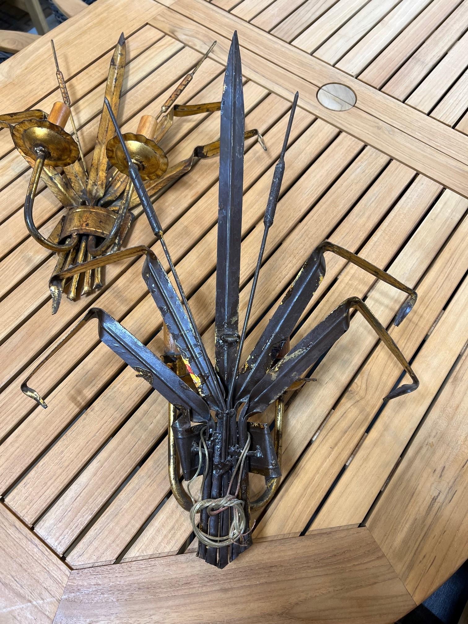 Vintage Pair of Italian Gilt Metal Sconces with Cattails For Sale 8