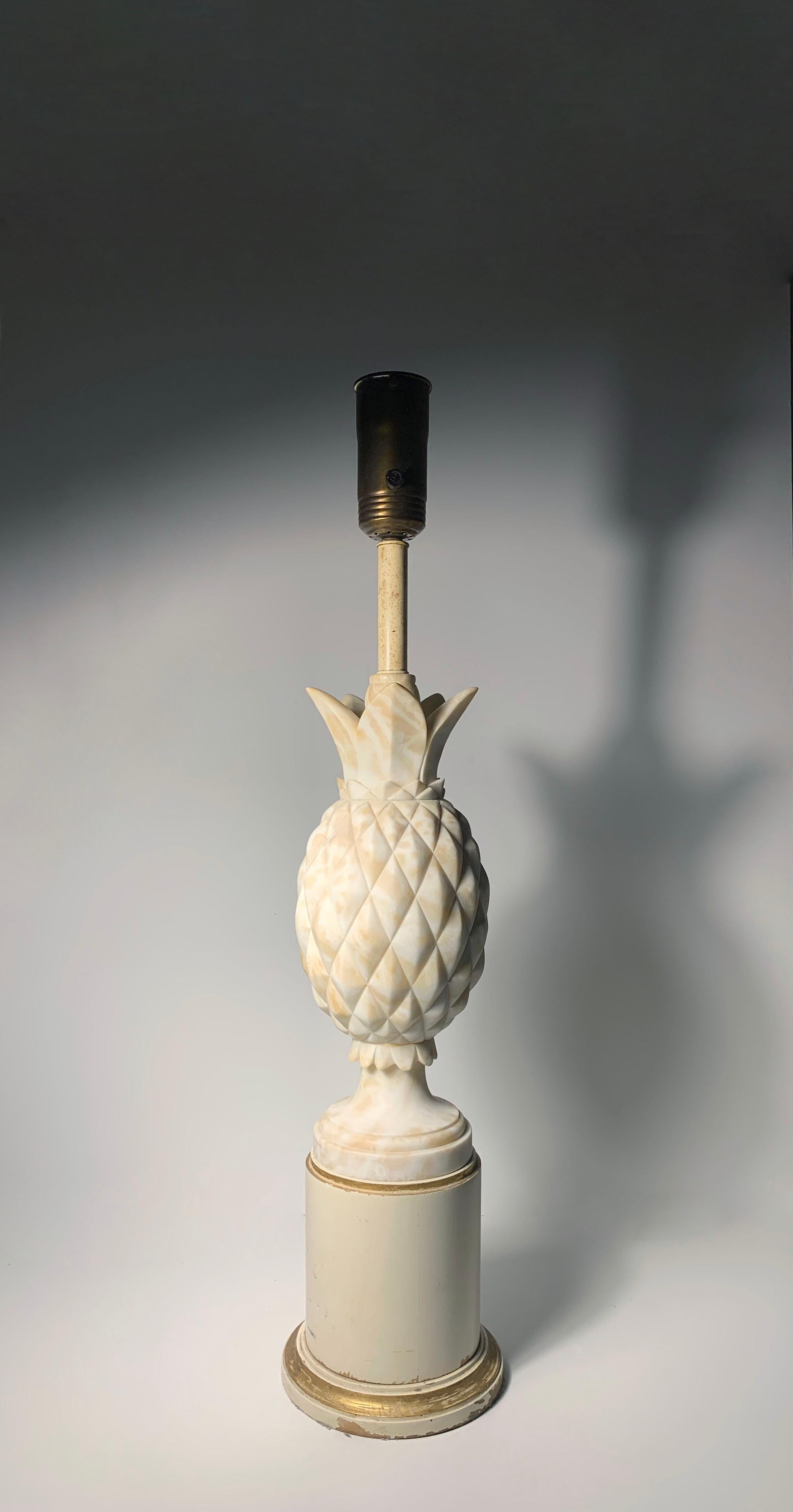 Vintage Pair of Italian Marble / Alabaster Pineapple Lamps For Sale 1