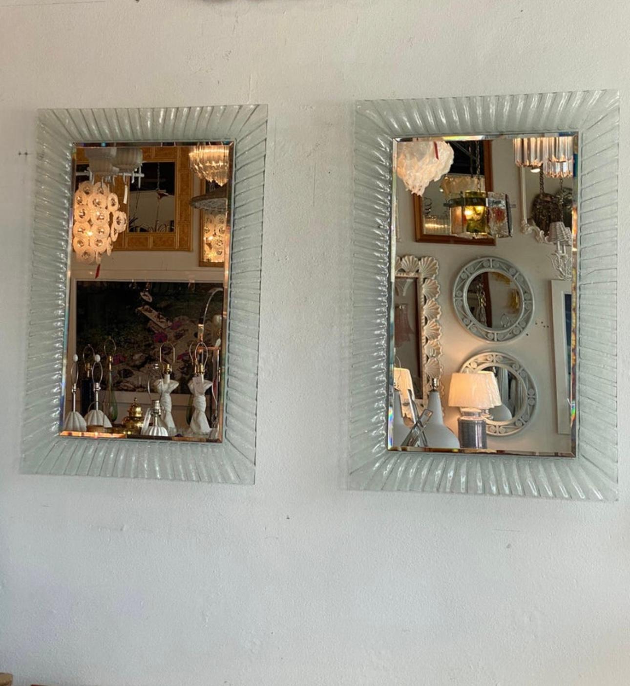 Vintage Pair of Italian Murano Wavy Ruffle Scalloped Glass Wall Mirrors  In Good Condition In West Palm Beach, FL