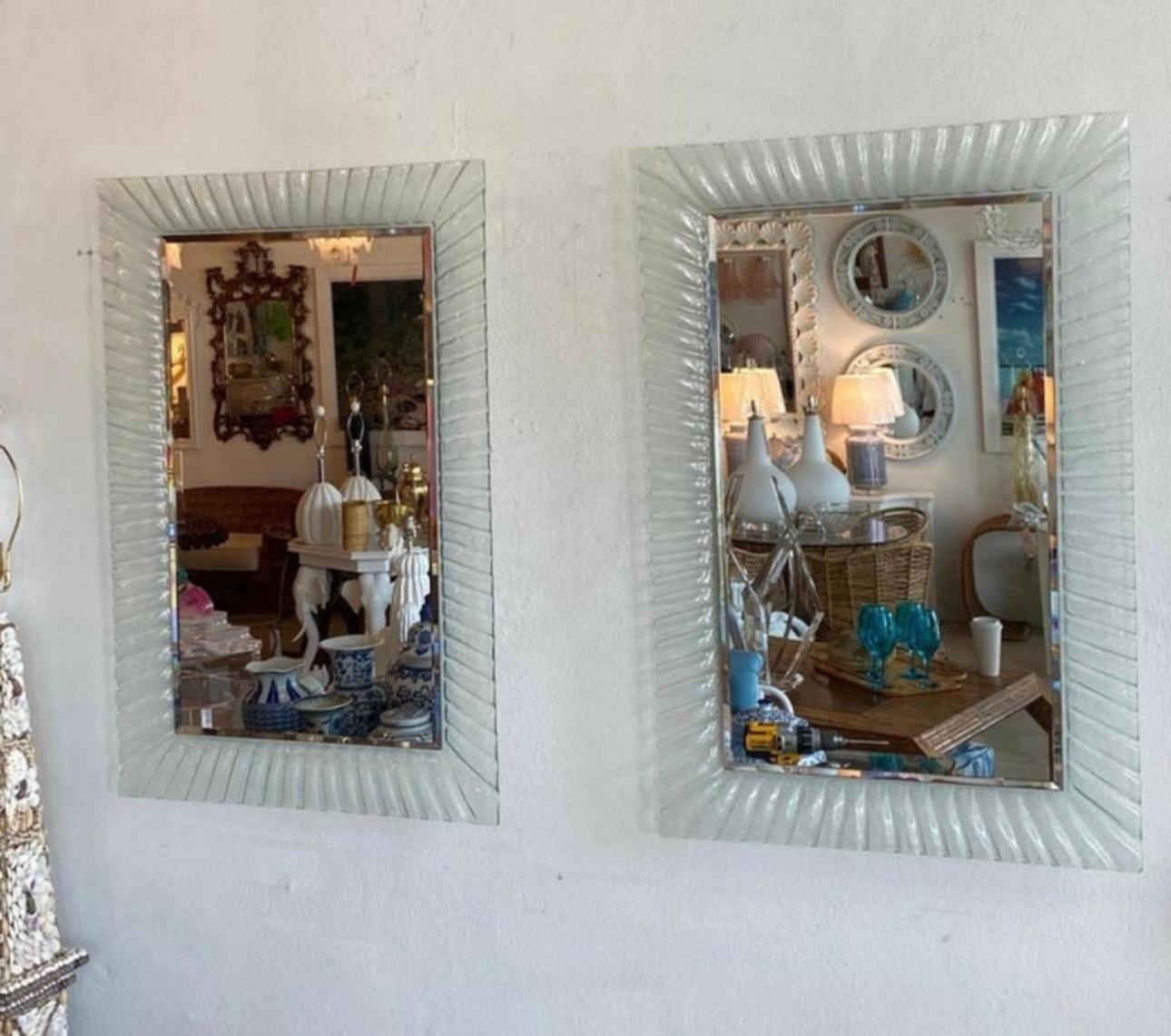 Vintage Pair of Italian Murano Wavy Ruffle Scalloped Glass Wall Mirrors  For Sale 3
