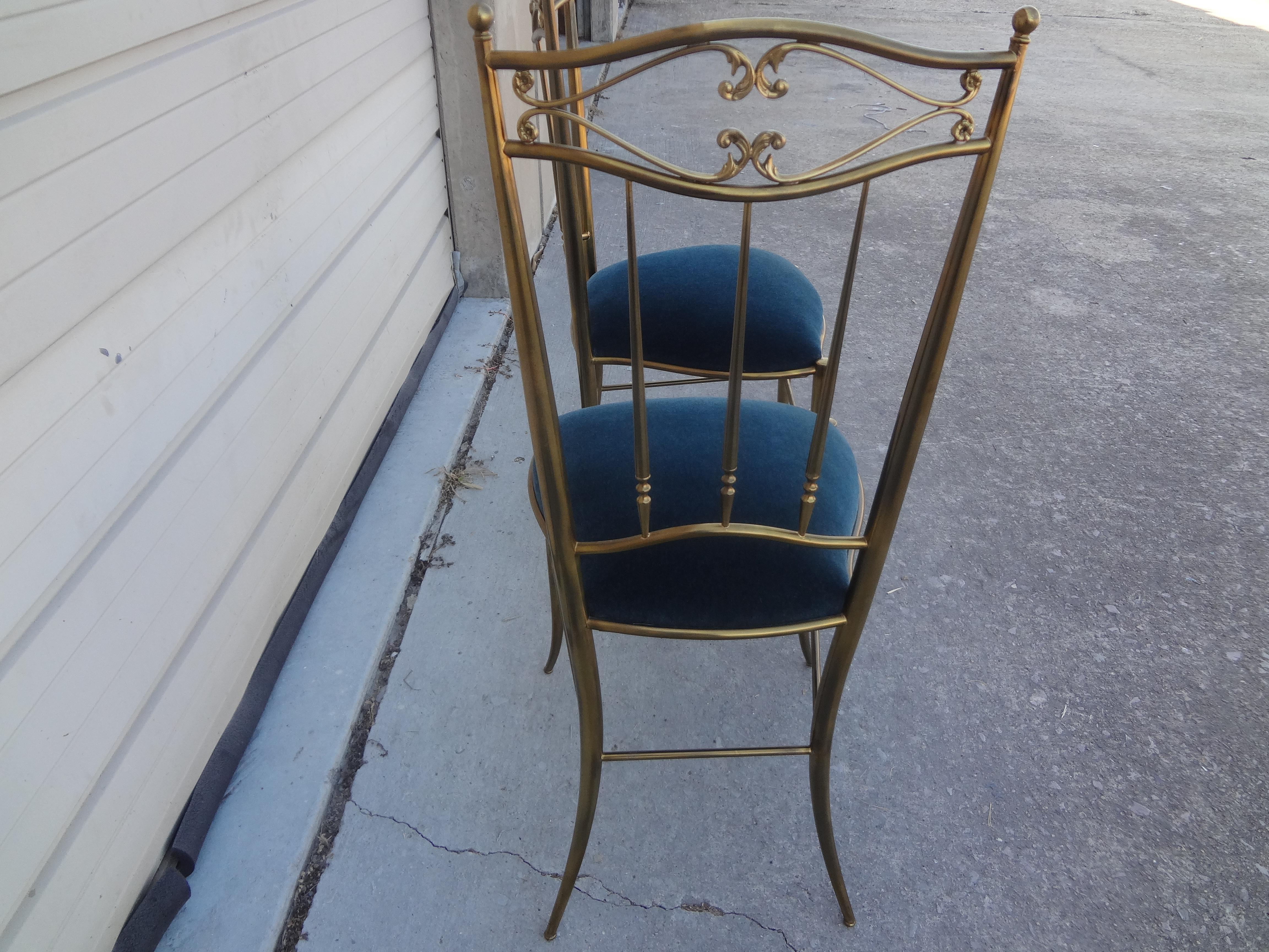 Pair of Italian Neoclassical Style Brass Chiavari Side Chairs For Sale 2