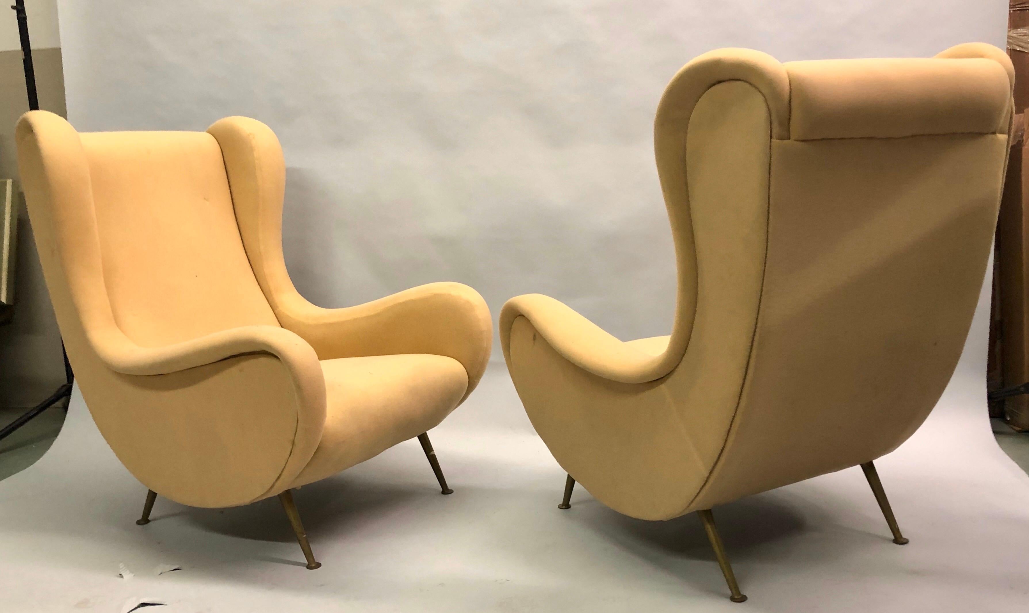 Rare, Elegant and comfortable pair of vintage Italian Mid-Century Modern 