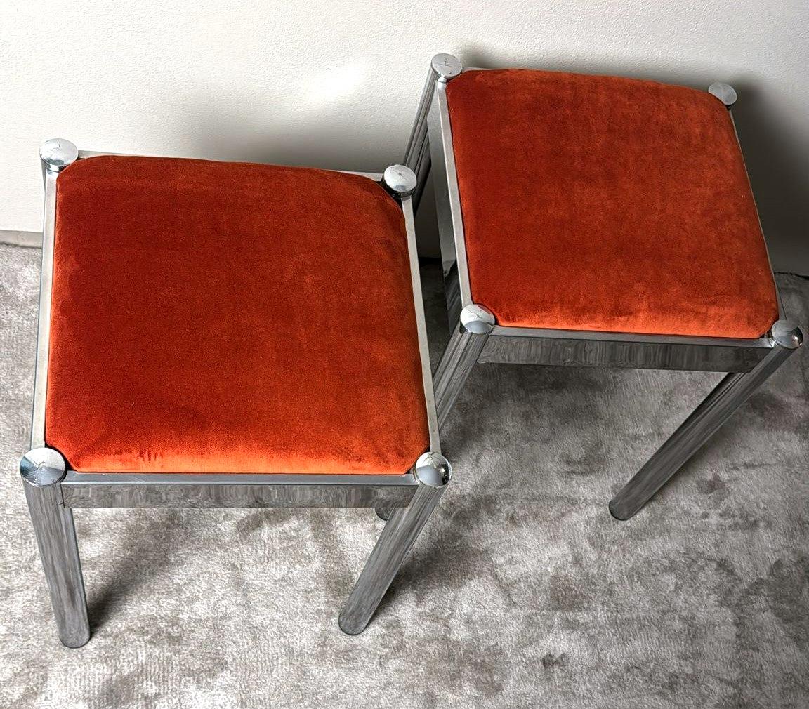 Vintage Pair Of Italian Steel Stools With Terracotta Velvet Seat In Good Condition In Prato, Tuscany