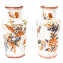 Paire de vases japonais en porcelaine Imari peints à la main, milieu du 20e siècle
