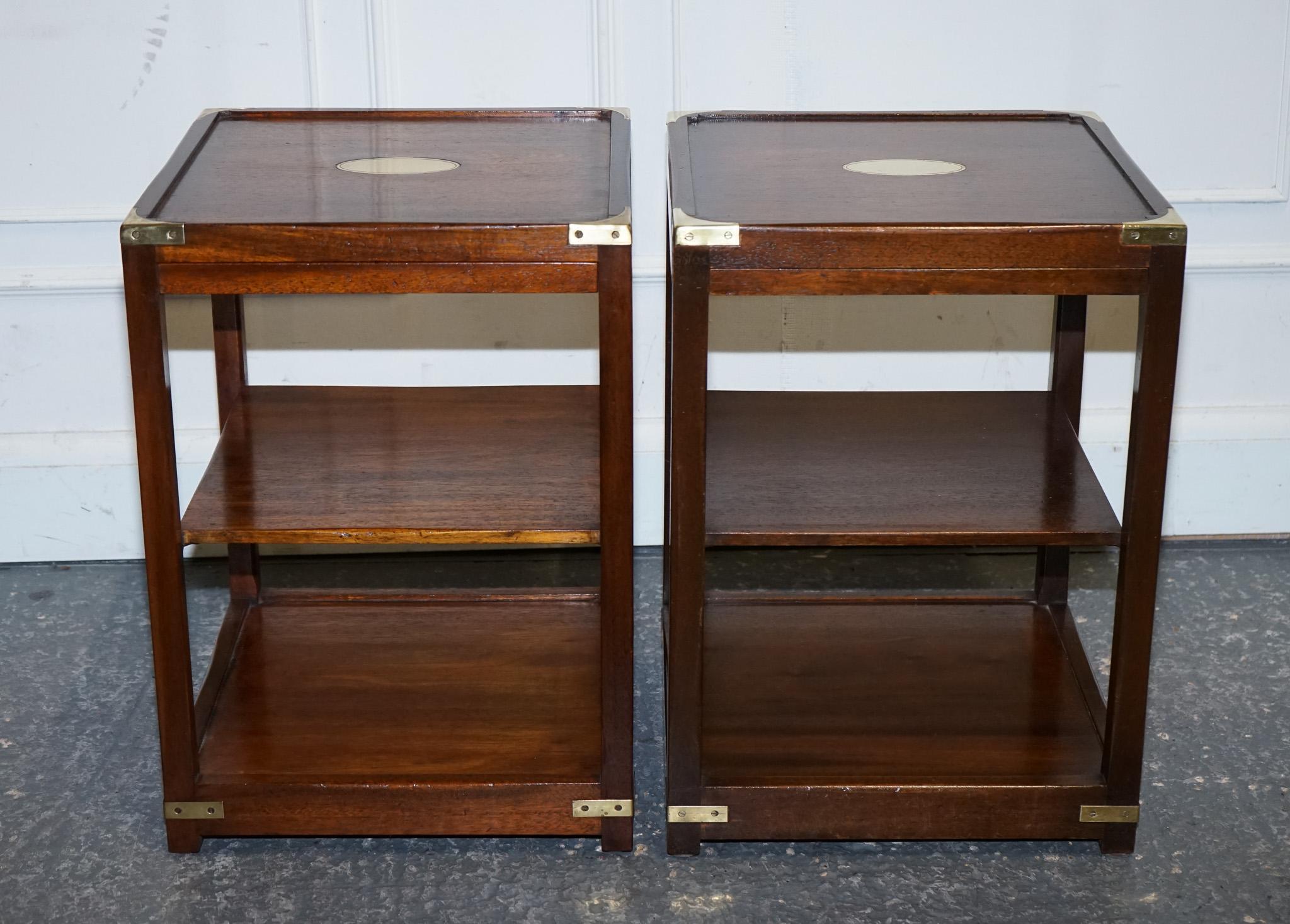 VINTAGE PAIR OF KENNEDY LONDON MILITARY CAMPAIGN BRASS SIDE END WiNE TABLES For Sale 5