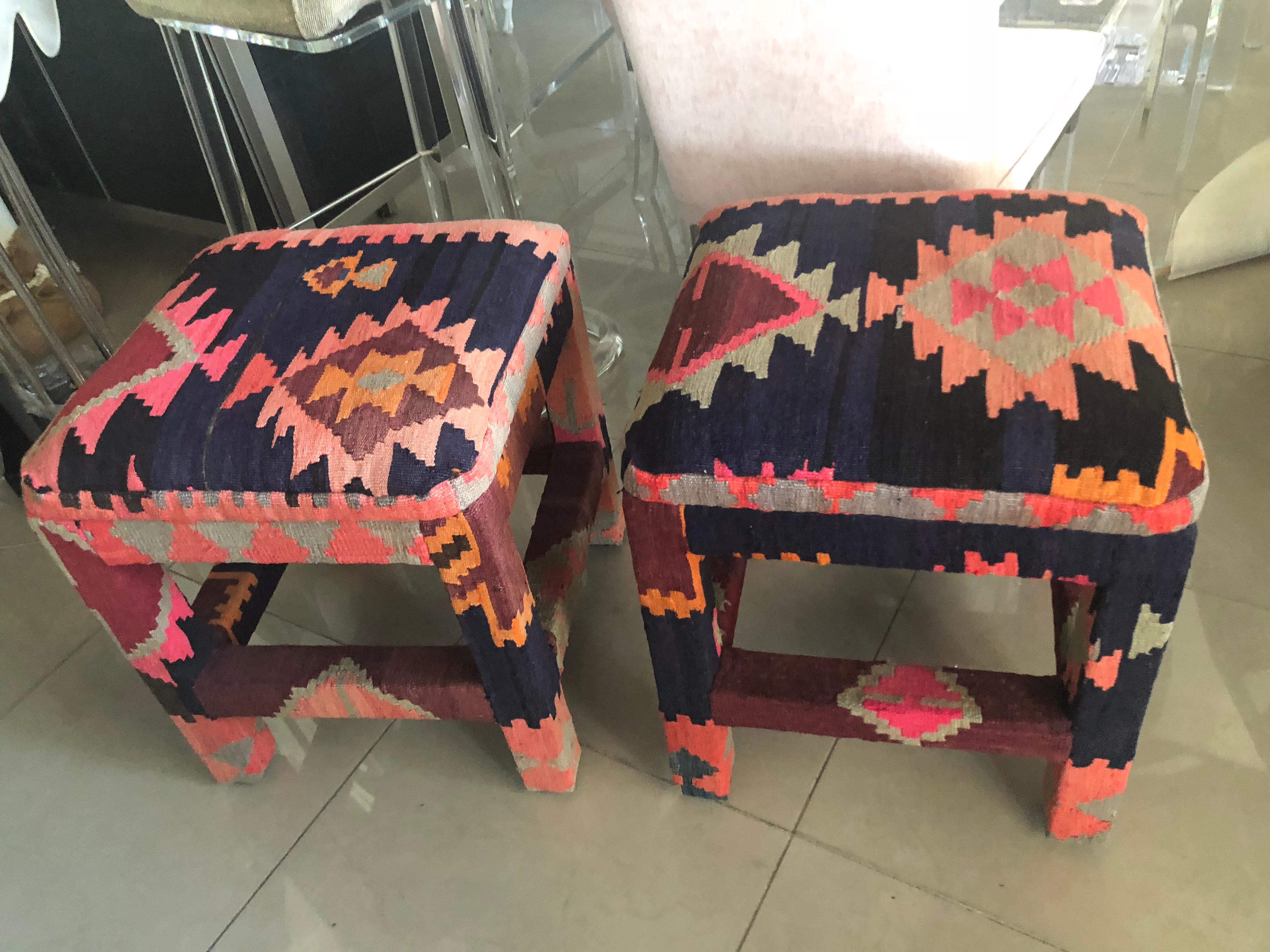 Vintage Pair of Kilim Rug Boho Benches Stools Ottomans In Good Condition In West Palm Beach, FL