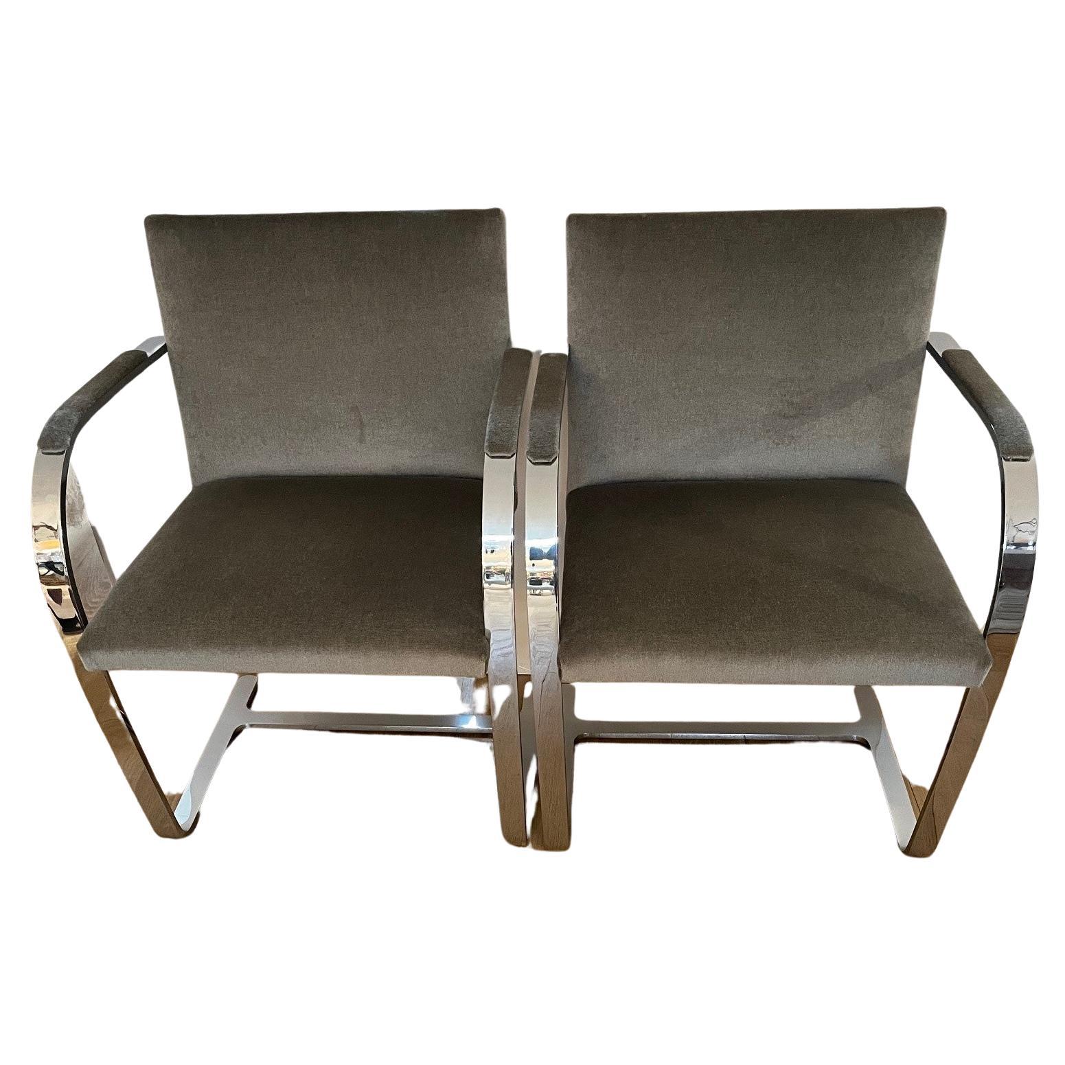 Modern Vintage Pair of Knoll Brno Flat Bar Chairs by Ludwig Mies Van Der Rohe  For Sale