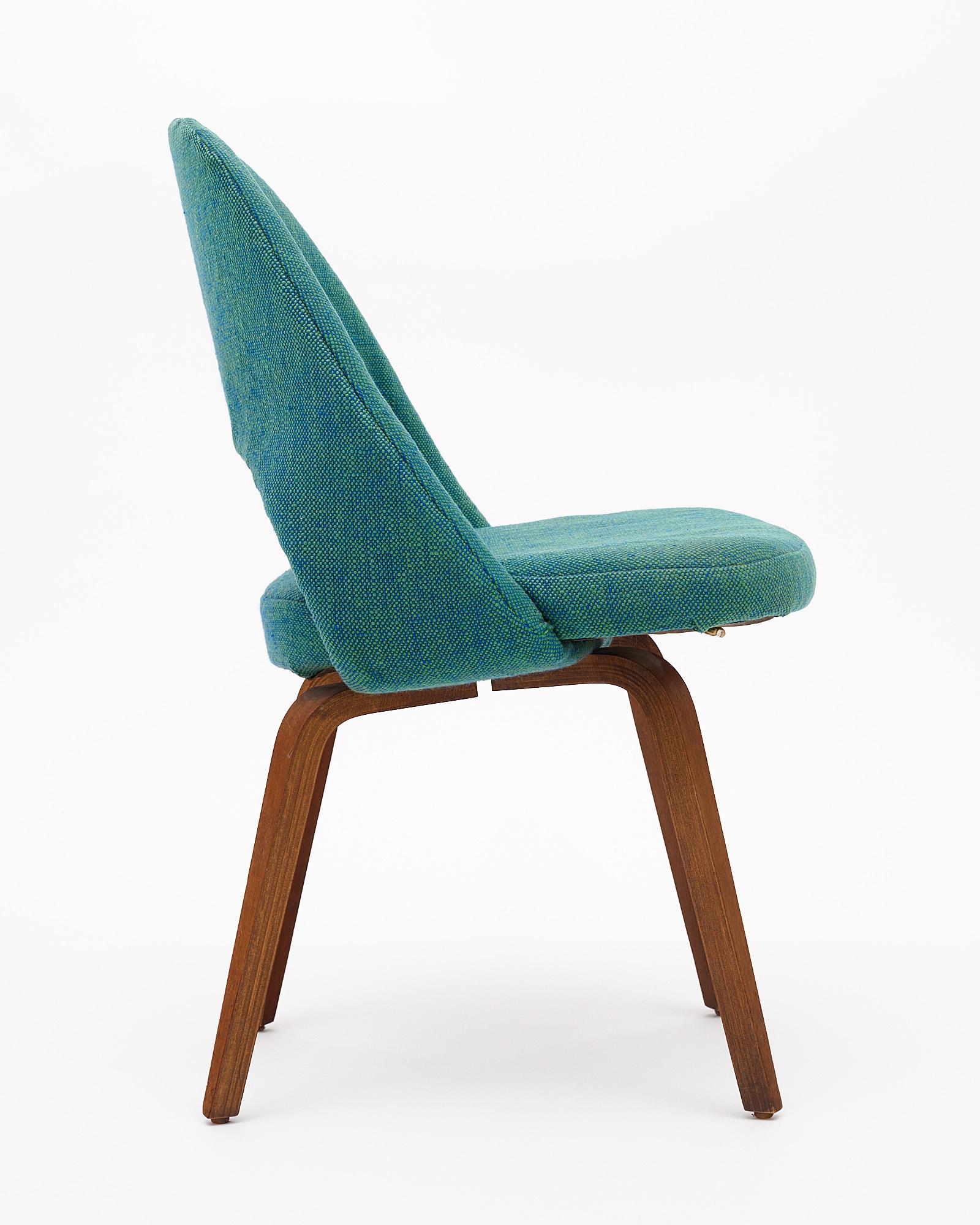 Paire de fauteuils de direction vintage Knoll Saarinen Bon état - En vente à Austin, TX