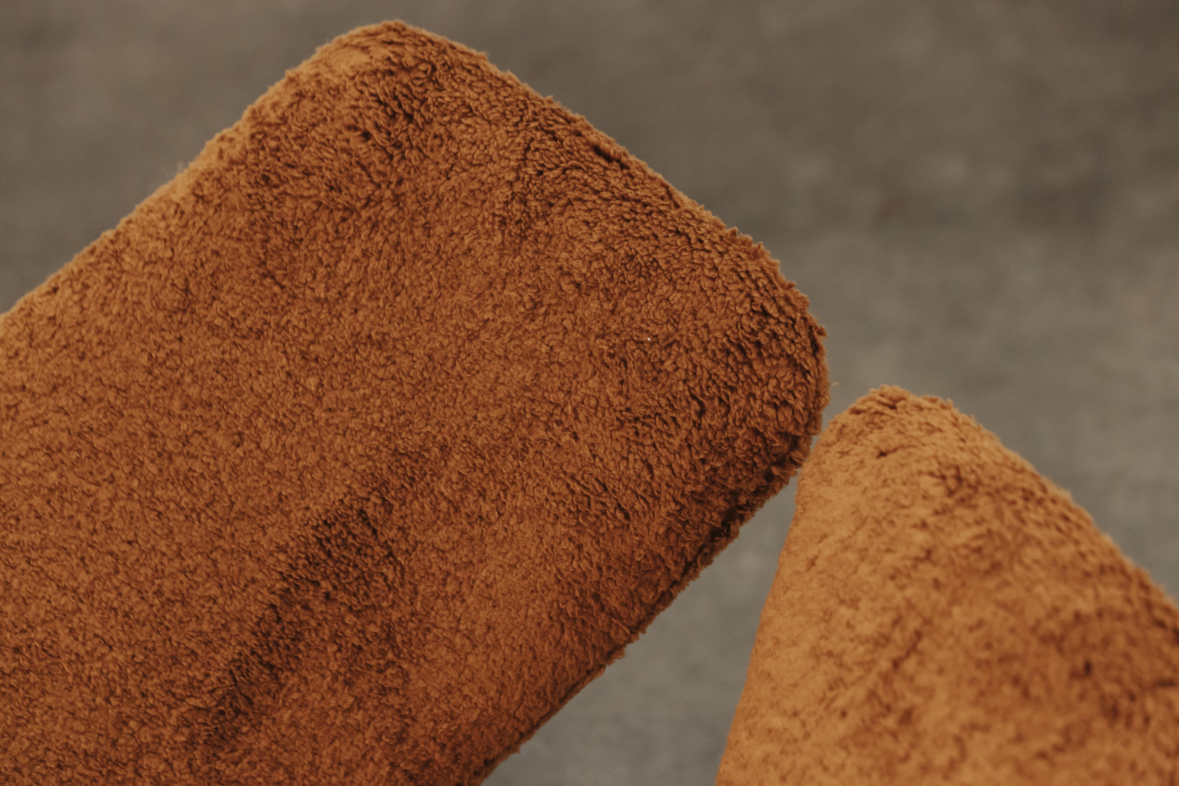 Vintage By Kwok Hoi Chan Zen Lounge Stühle für Steiner, Frankreich 1970er im Angebot 1