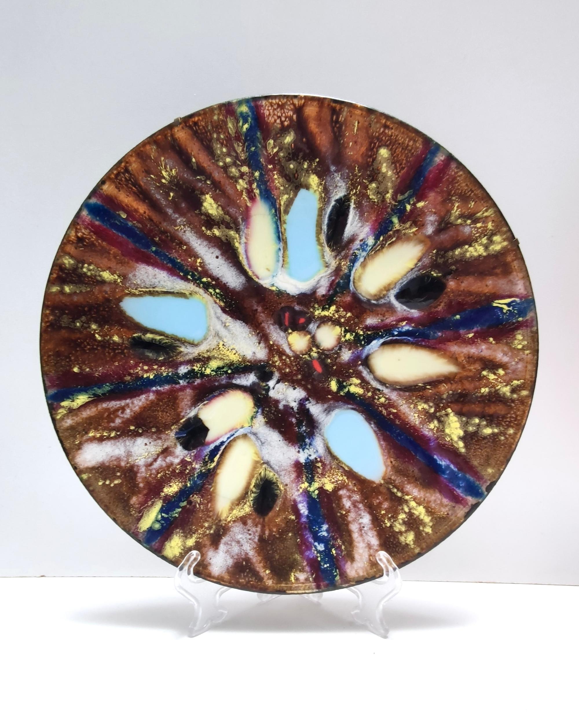 Mid-Century Modern Vintage Pair of Lacquered Copper Vide-Poche / Decorative Plates For Sale
