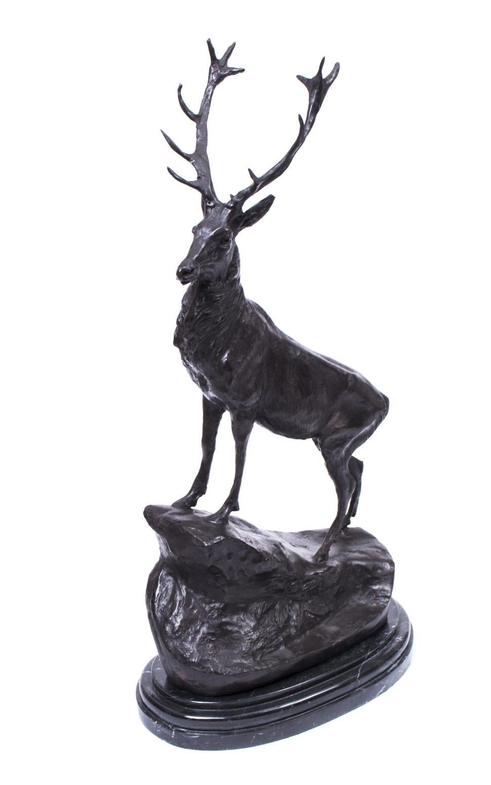 Vintage Pair of Large Bronze Stag Statuettes After Moigniez, 20th Centurry For Sale 4