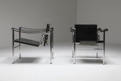 Vintage Pair of LC2 Le Corbusier, Pierre Jeanneret, Charlotte Perriand