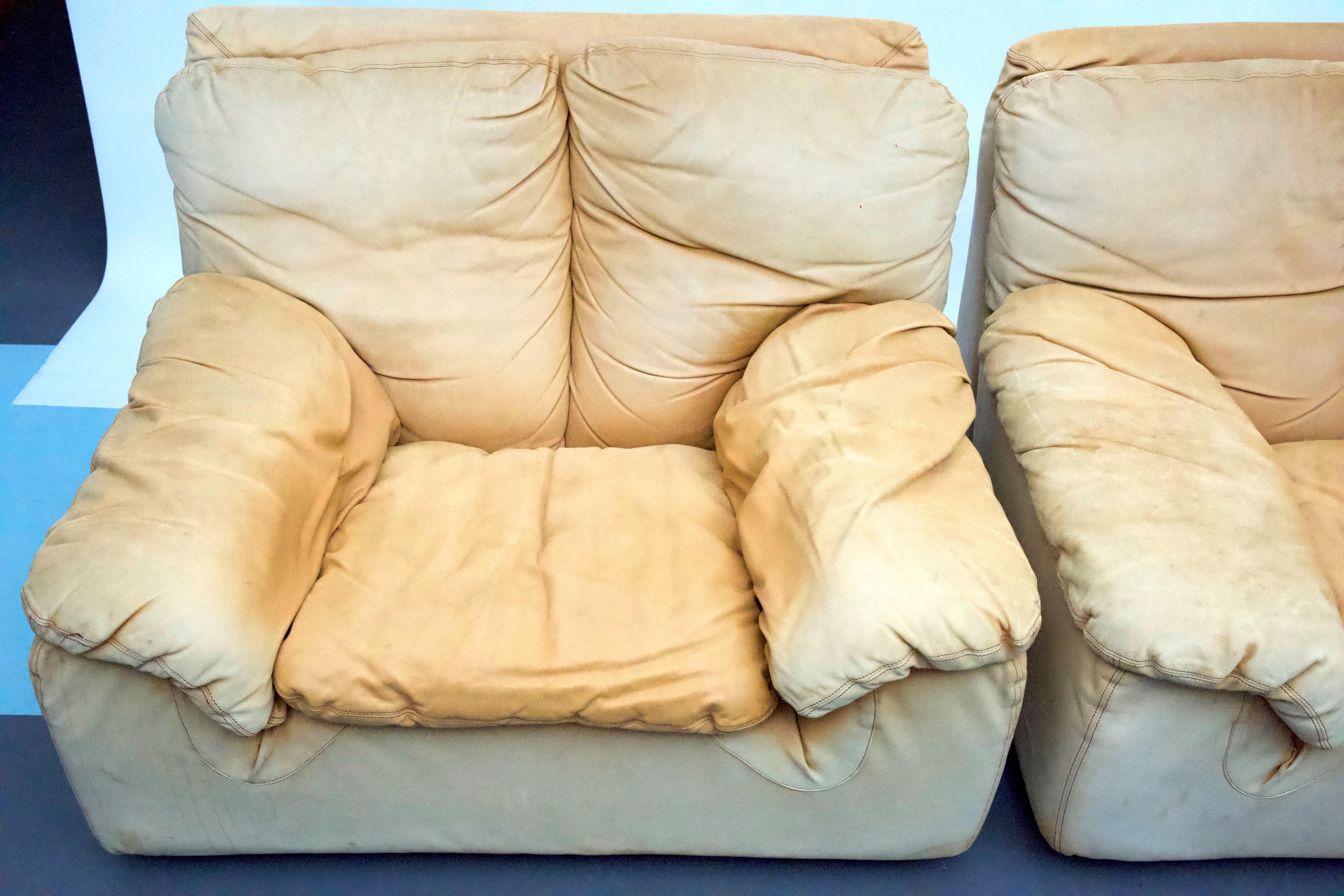 Vintage pair of leather armchairs by Ammannati and Vitelli for Brunati, 1970s For Sale 6