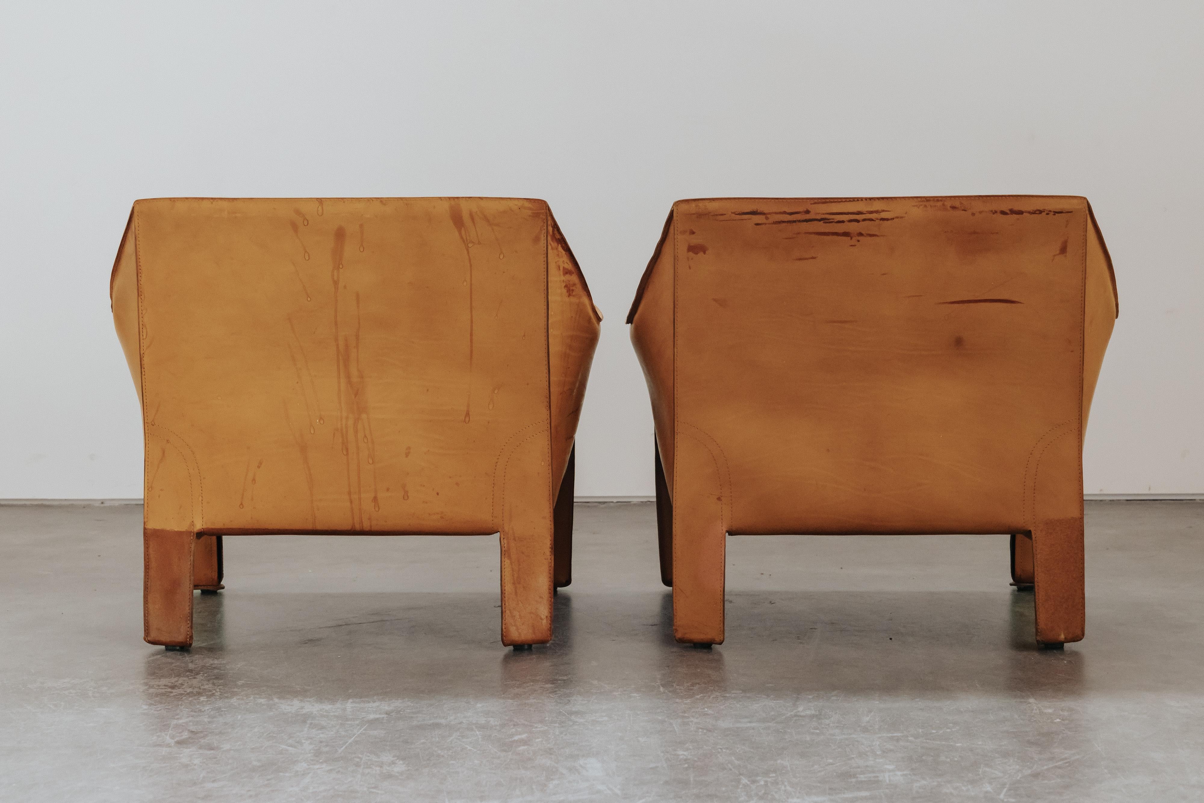 Vintage Pair of Leather Cab Armchairs by Mario Bellini for Cassina, Circa 1970 5