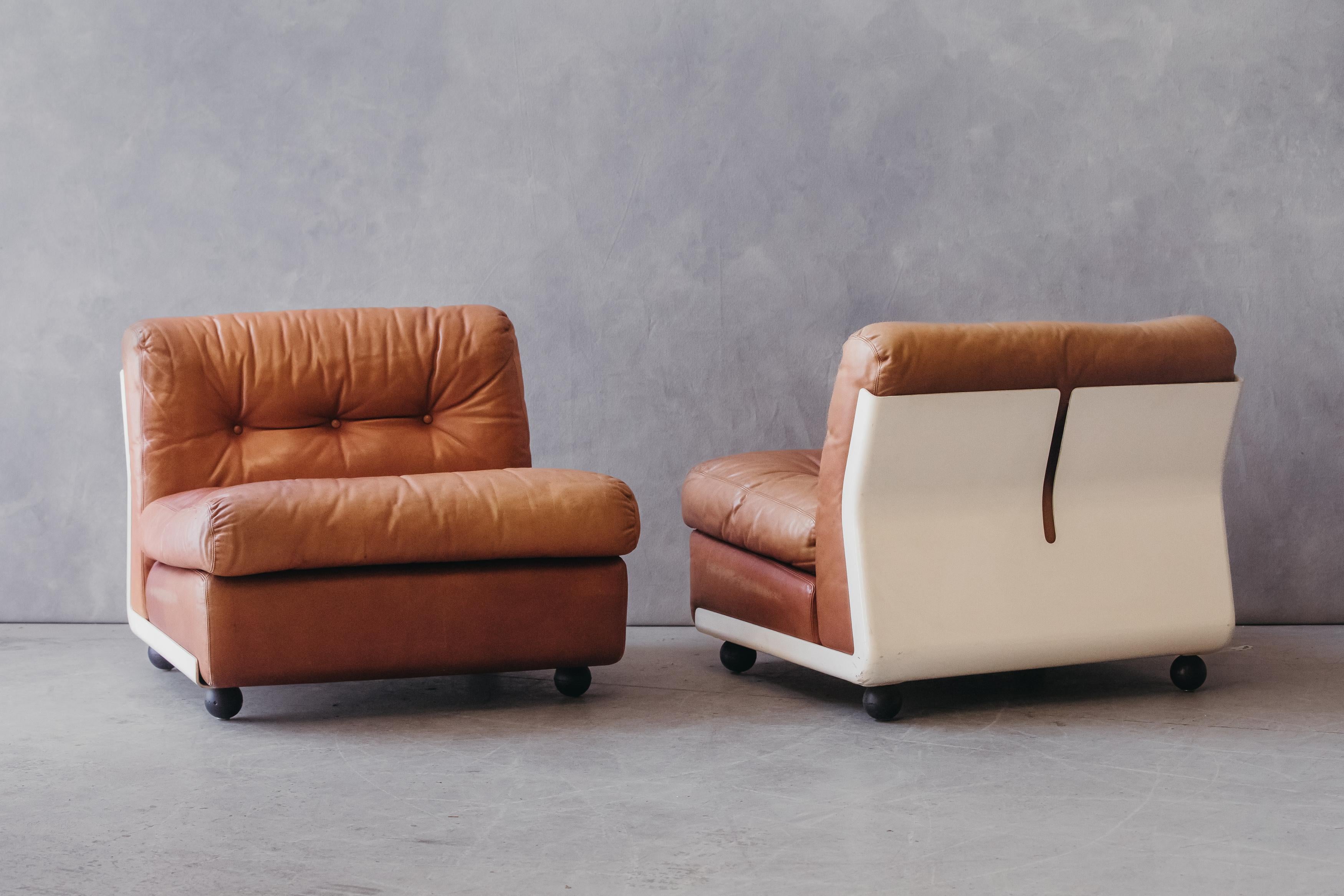 Late 20th Century Vintage Pair of Leather Lounge Chairs by Mario Bellini, Italy, circa 1970 For Sale