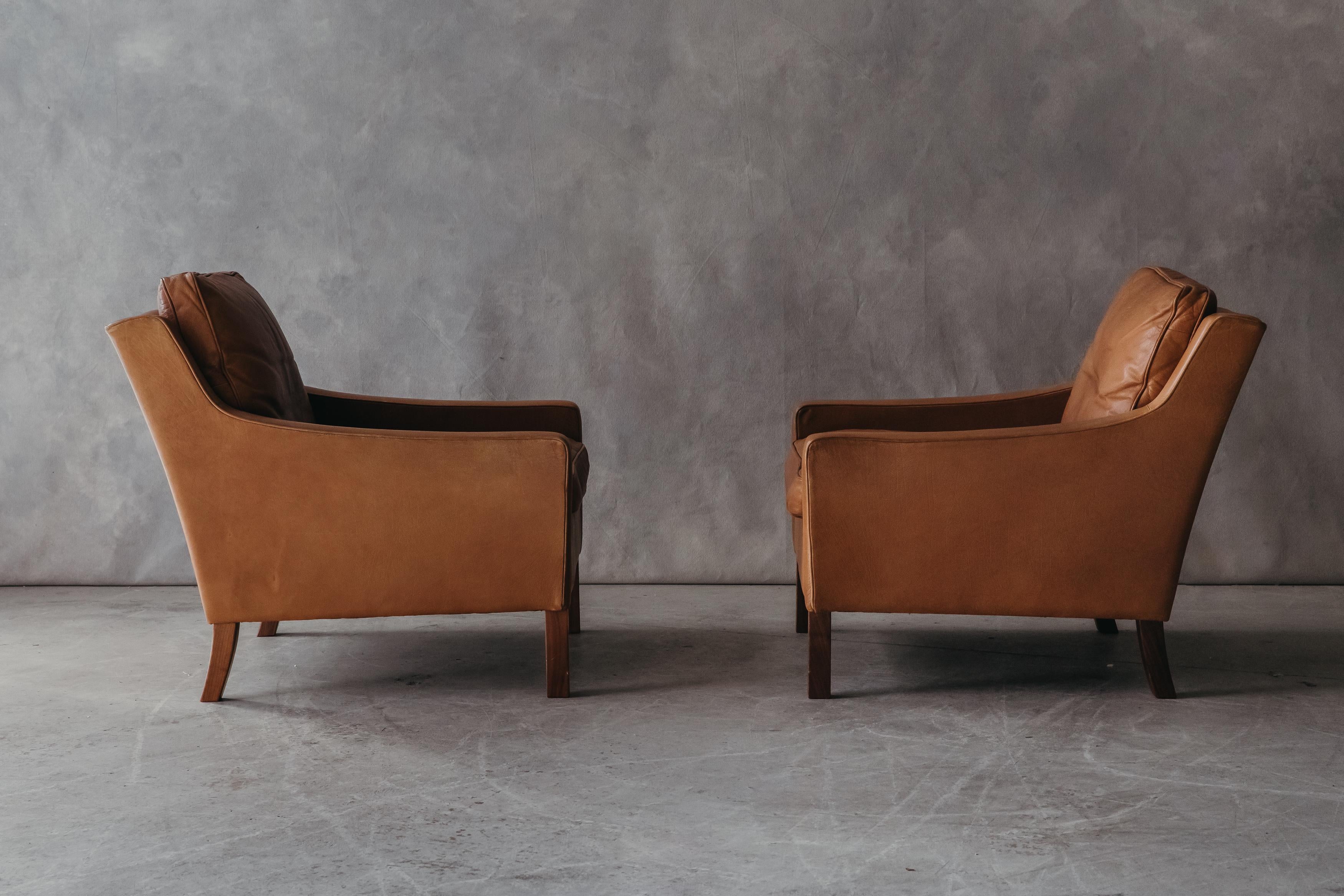 Vintage Pair of Leather Lounge Chairs from Denmark, circa 1970 1