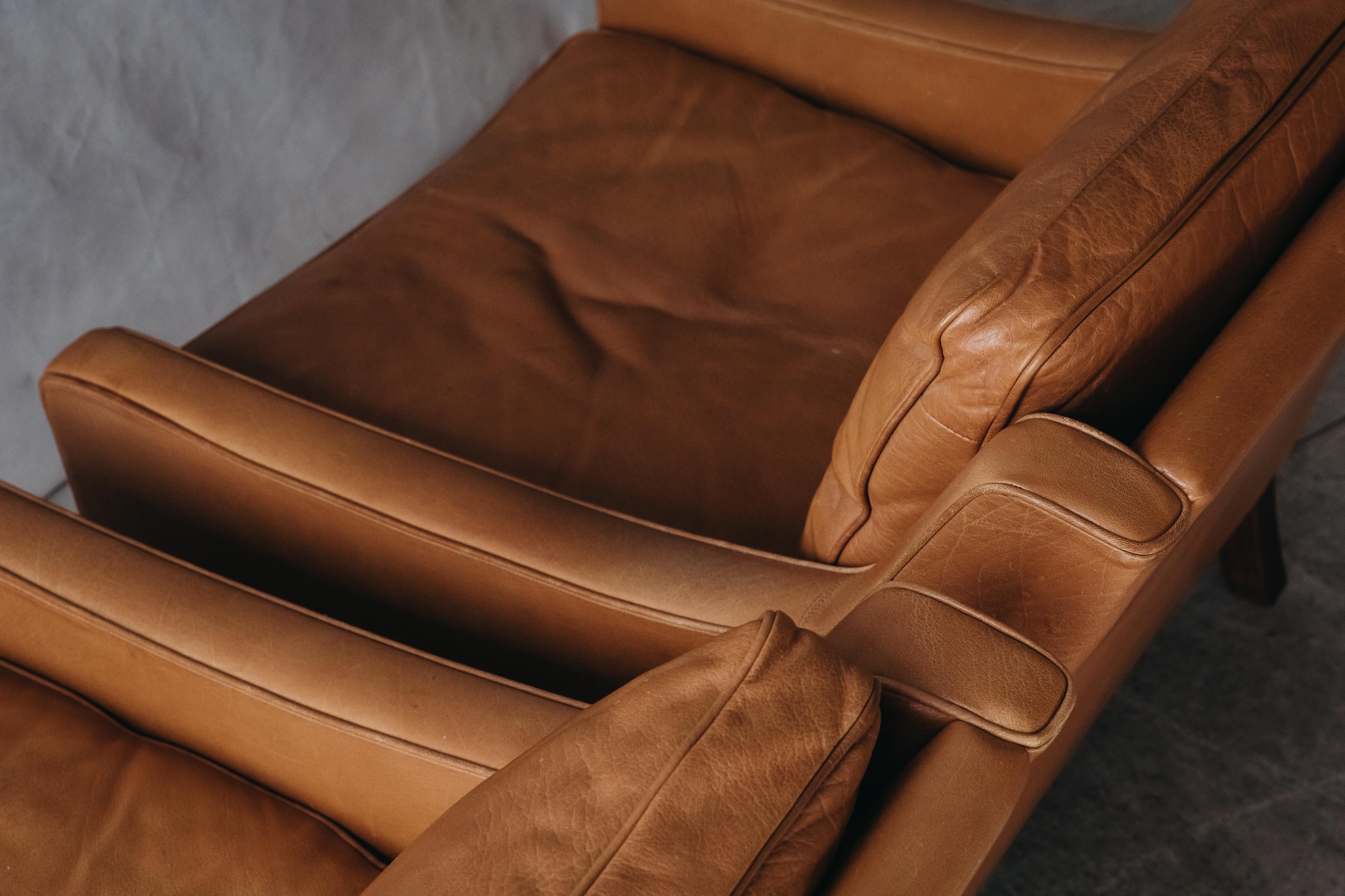 Vintage Pair of Leather Lounge Chairs from Denmark, circa 1970 4