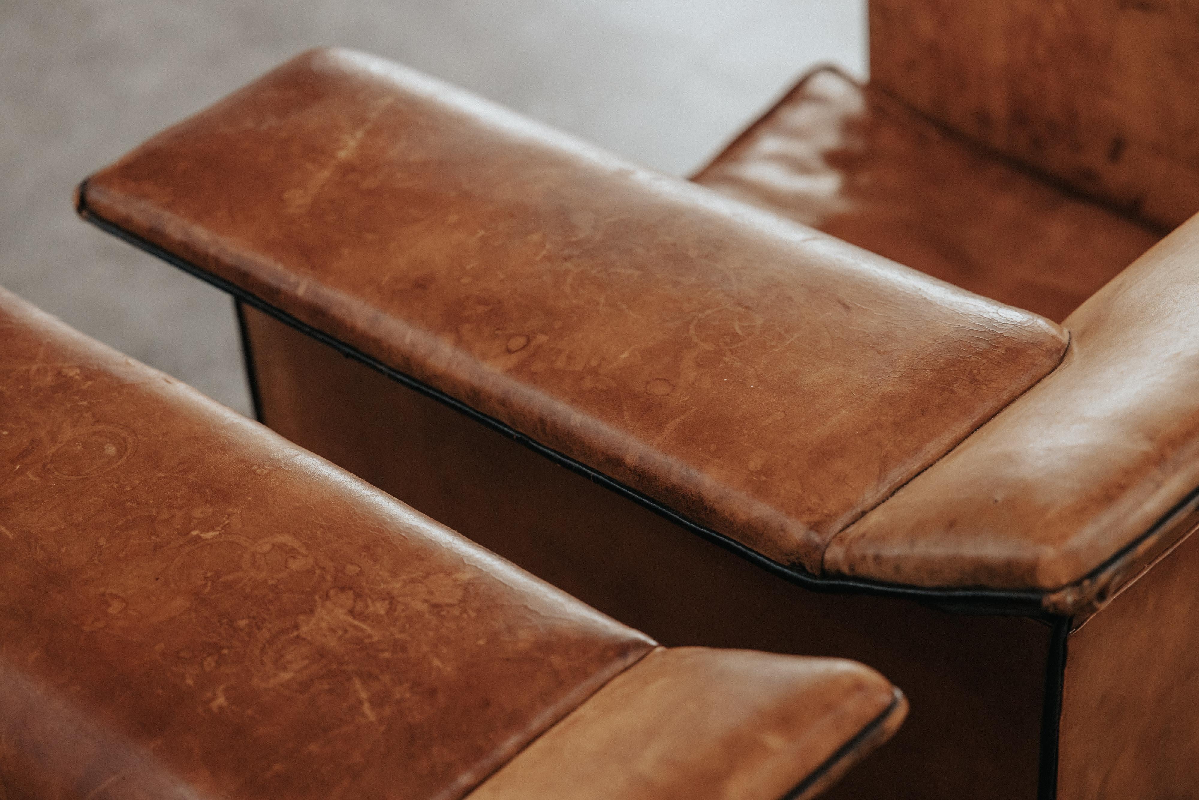 Cuir Paire de chaises longues en cuir des Pays-Bas, vers 1980 en vente