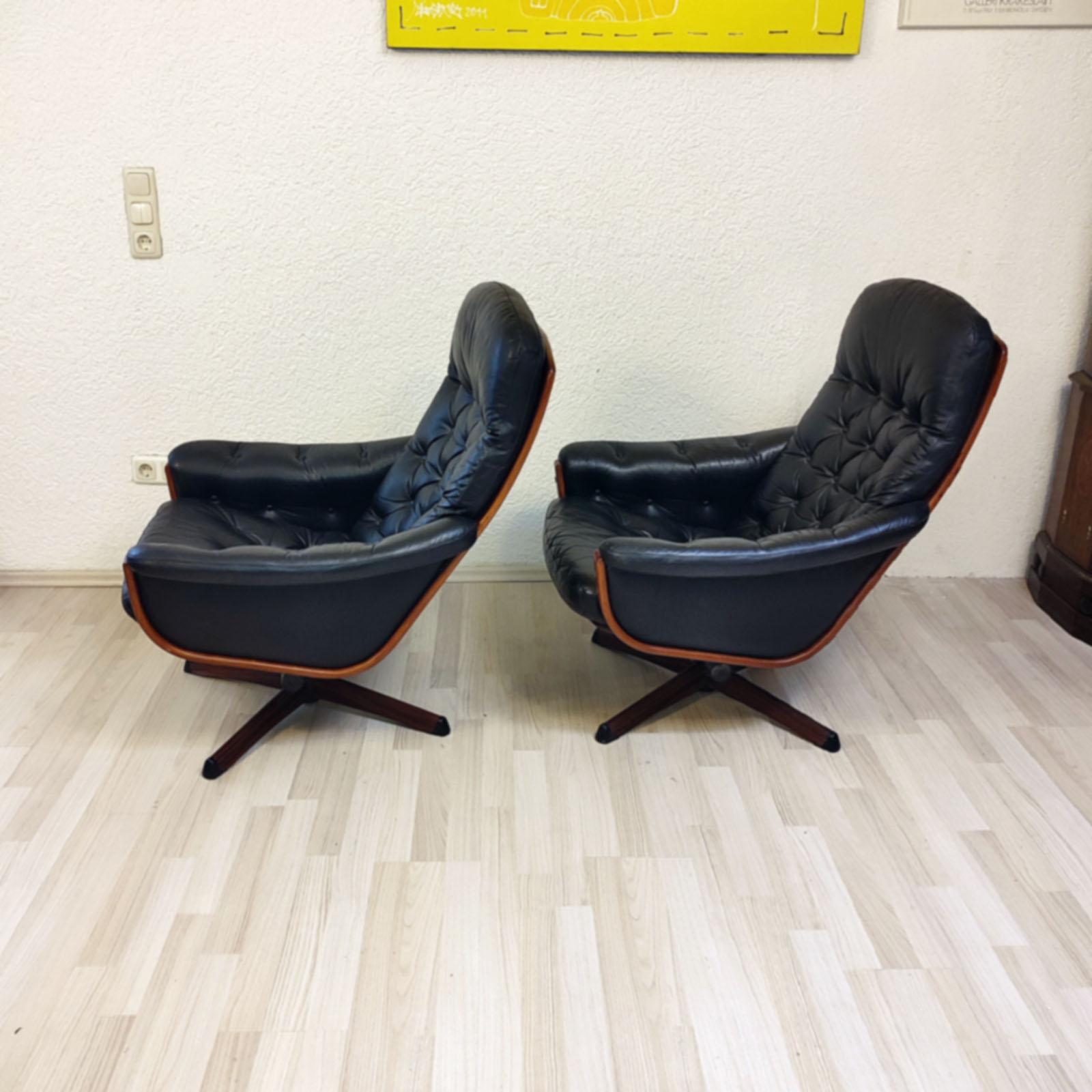 Metal Vintage Pair of Lounge Swivel Chairs by Göte Möbel, Sweden 1970s