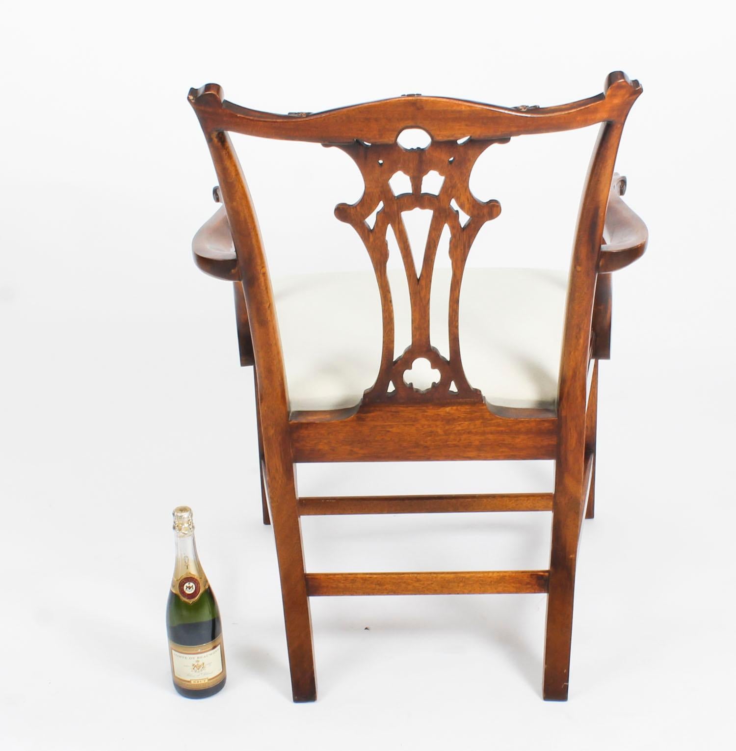Vintage-Sessel aus Mahagoni im Chippendale-Stil, Mitte des 20. Jahrhunderts, Paar 9