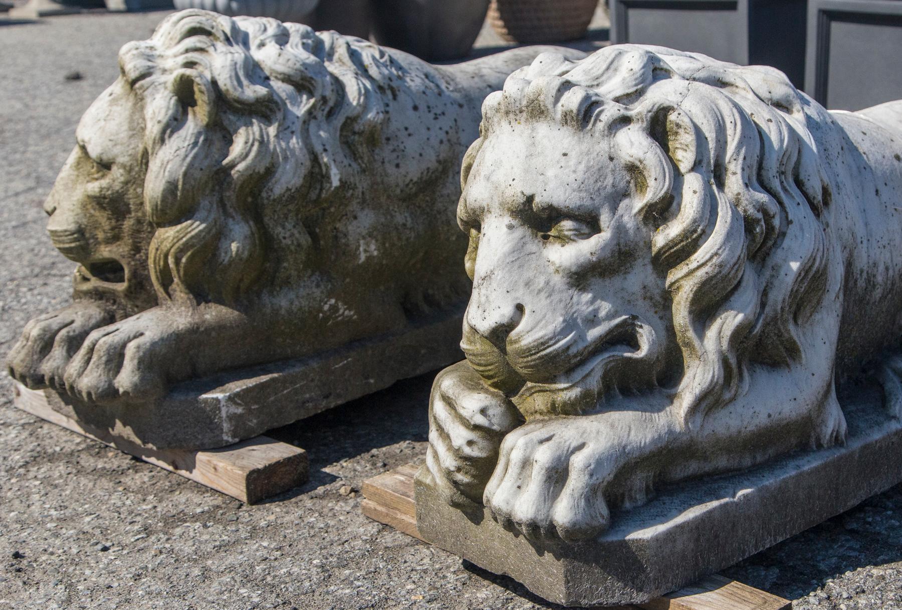 Italian Vintage Pair of Marble Lions