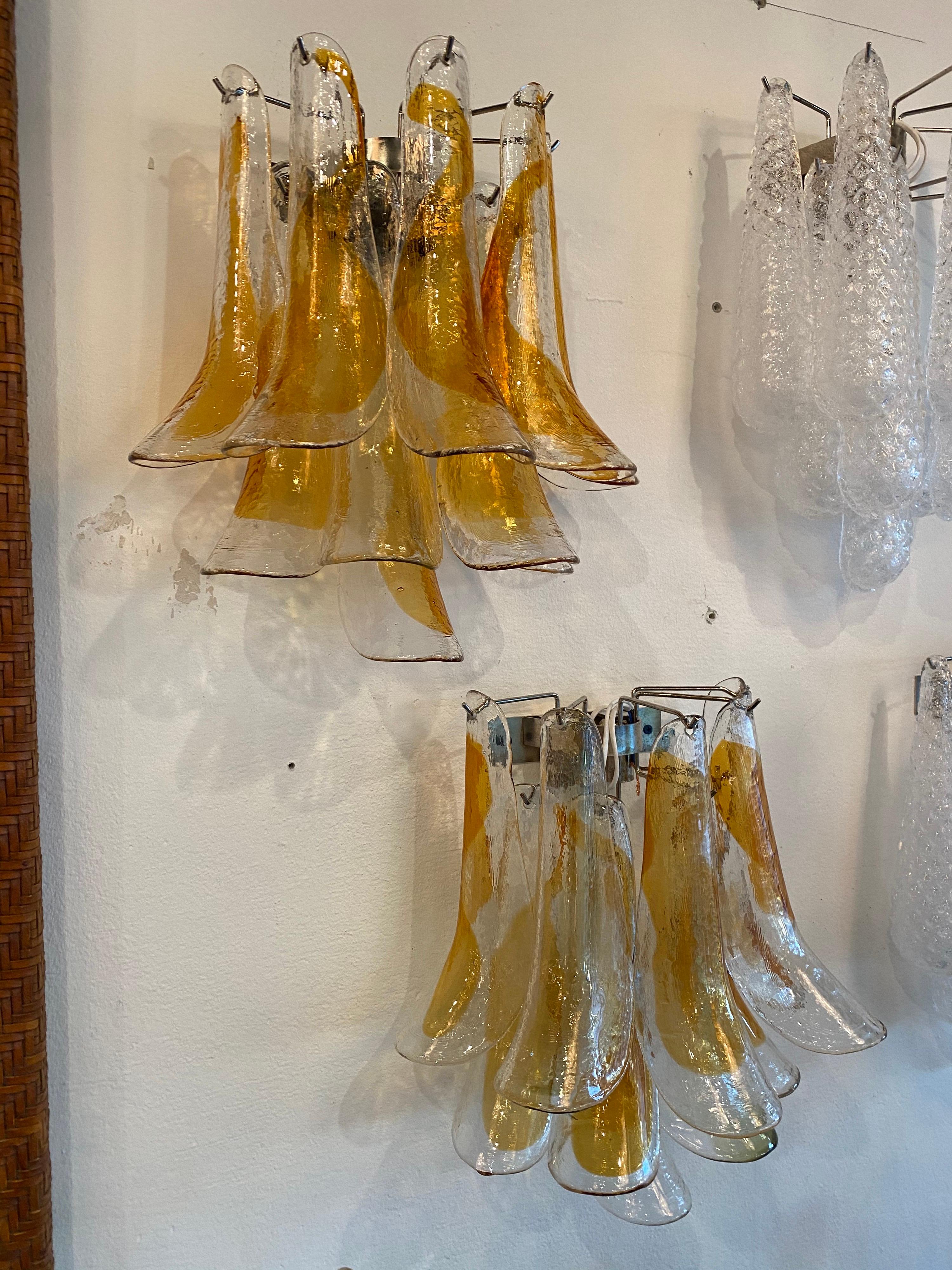 Vintage Pair of Mazzega Murano Glass Amber Feather Shoehorn Wall Lights Sconces  For Sale 8