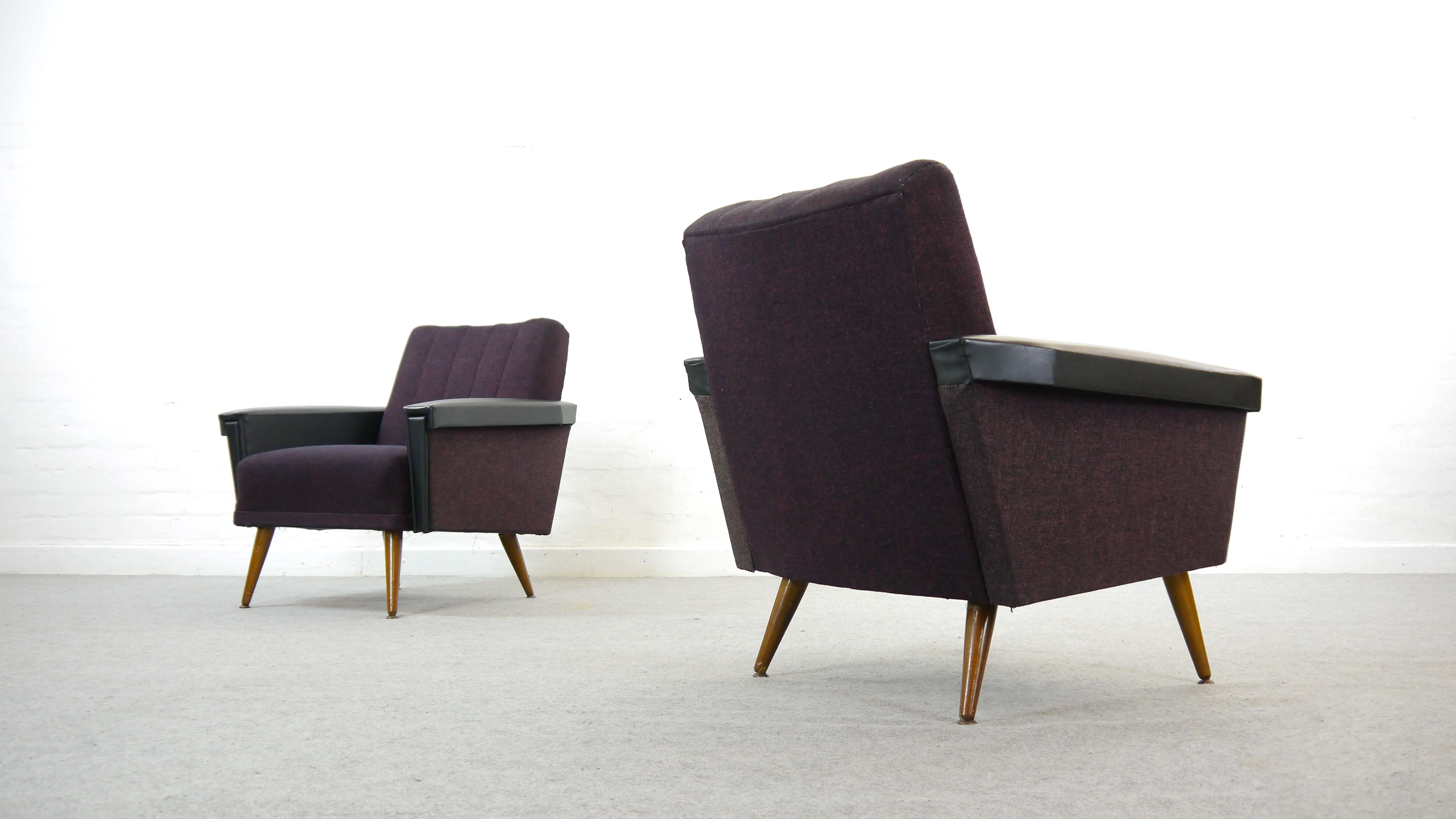 German Vintage Pair of Midcentury Cocktail Chairs or Club Chairs in Purple-Black, 1950s For Sale