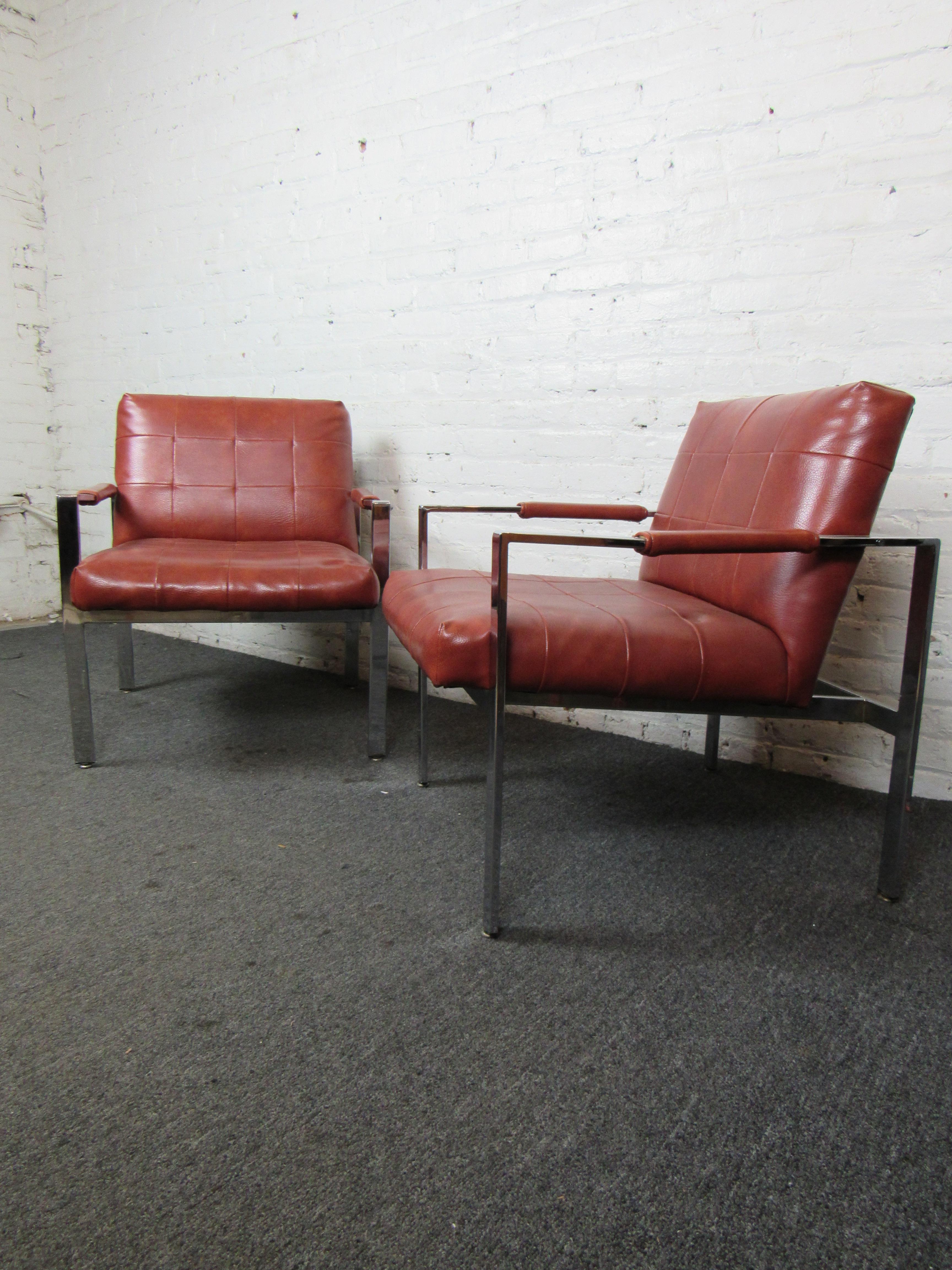 20th Century Pair of Leather & Chrome Armchairs by Milo Baughman for Thayer Coggin For Sale