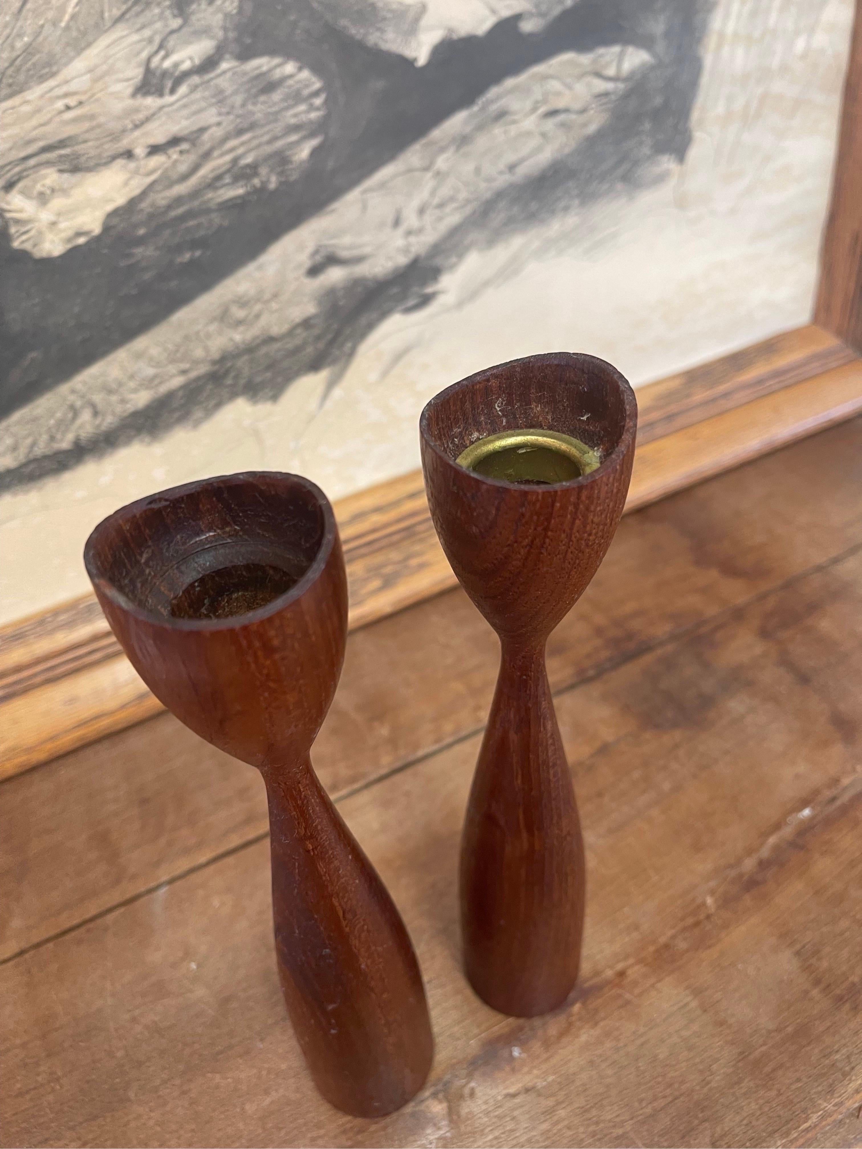 Vintage Pair of Mid Century Modern Atomic Decorative Candle Stick Holder For Sale 1