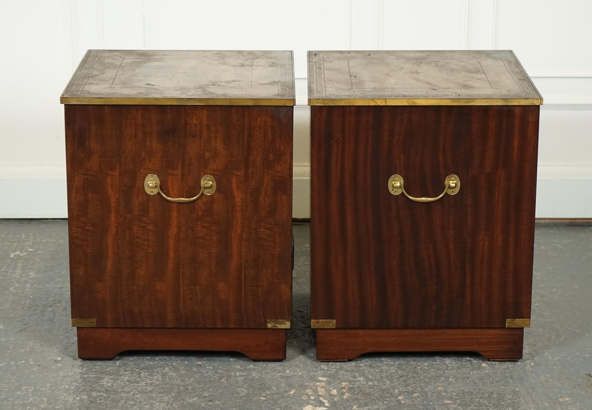 Hand-Crafted VINTAGE PAIR OF MILITARY CAMPAIGN BEDSIDE TABLES NiGHTSTANDS BROWN LEATHER TOPJ1 For Sale