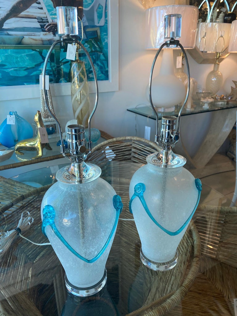Vintage Pair of Murano Frosted Aqua Glass Lucite Table Lamps Newly Restored For Sale 5