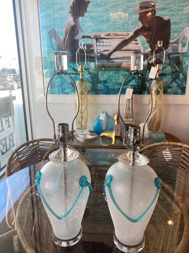 Italian Vintage Pair of Murano Frosted Aqua Glass Lucite Table Lamps Newly Restored For Sale