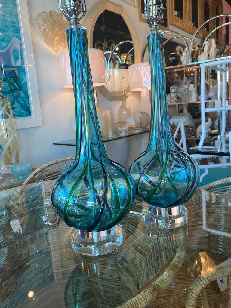Vintage Pair of Murano Glass Aqua Ribbon Murano Table Lamps Lucite Newly Wired For Sale 3