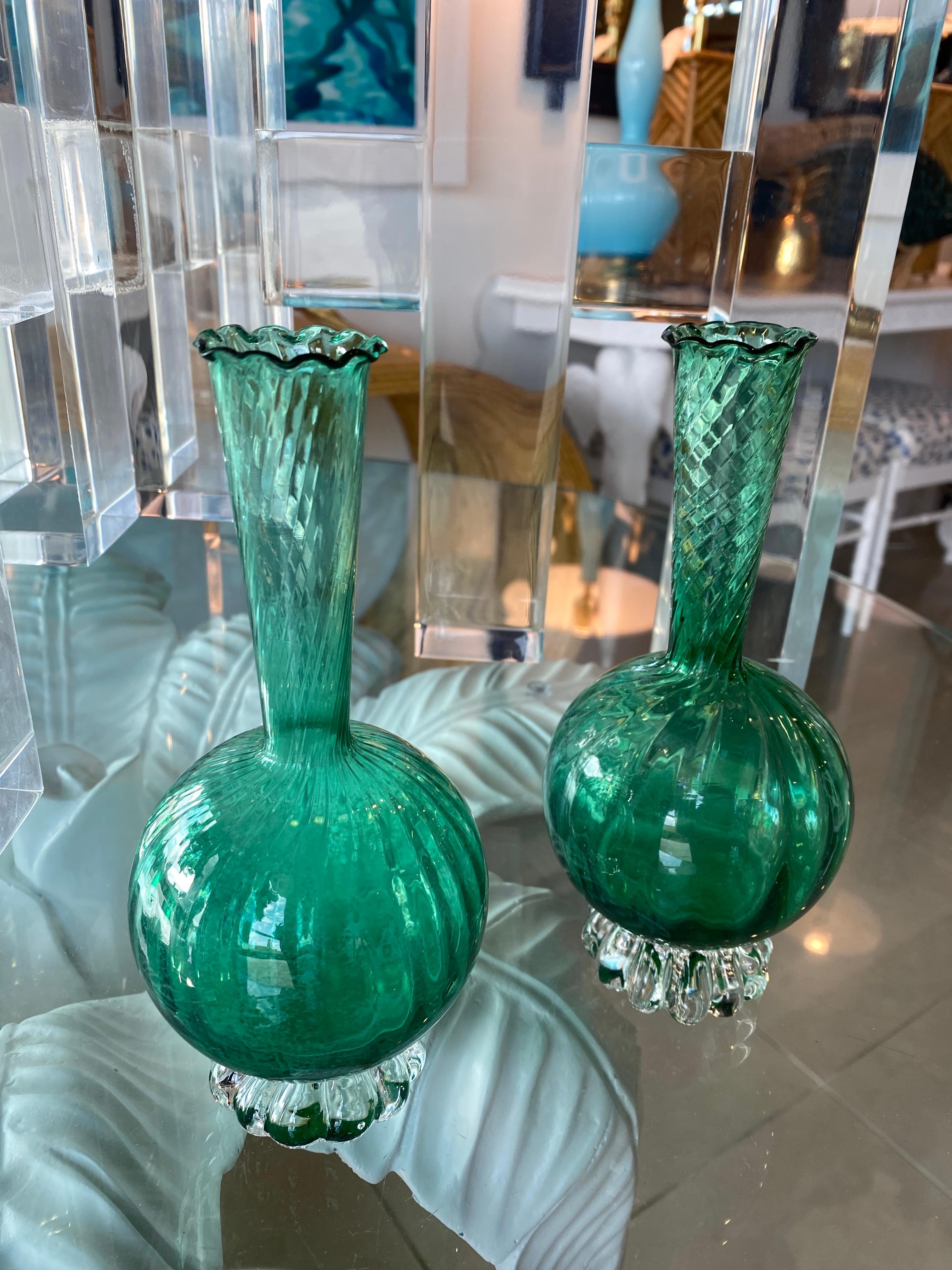 Vintage Pair of Murano Glass Emerald Green Bud Vases For Sale 3