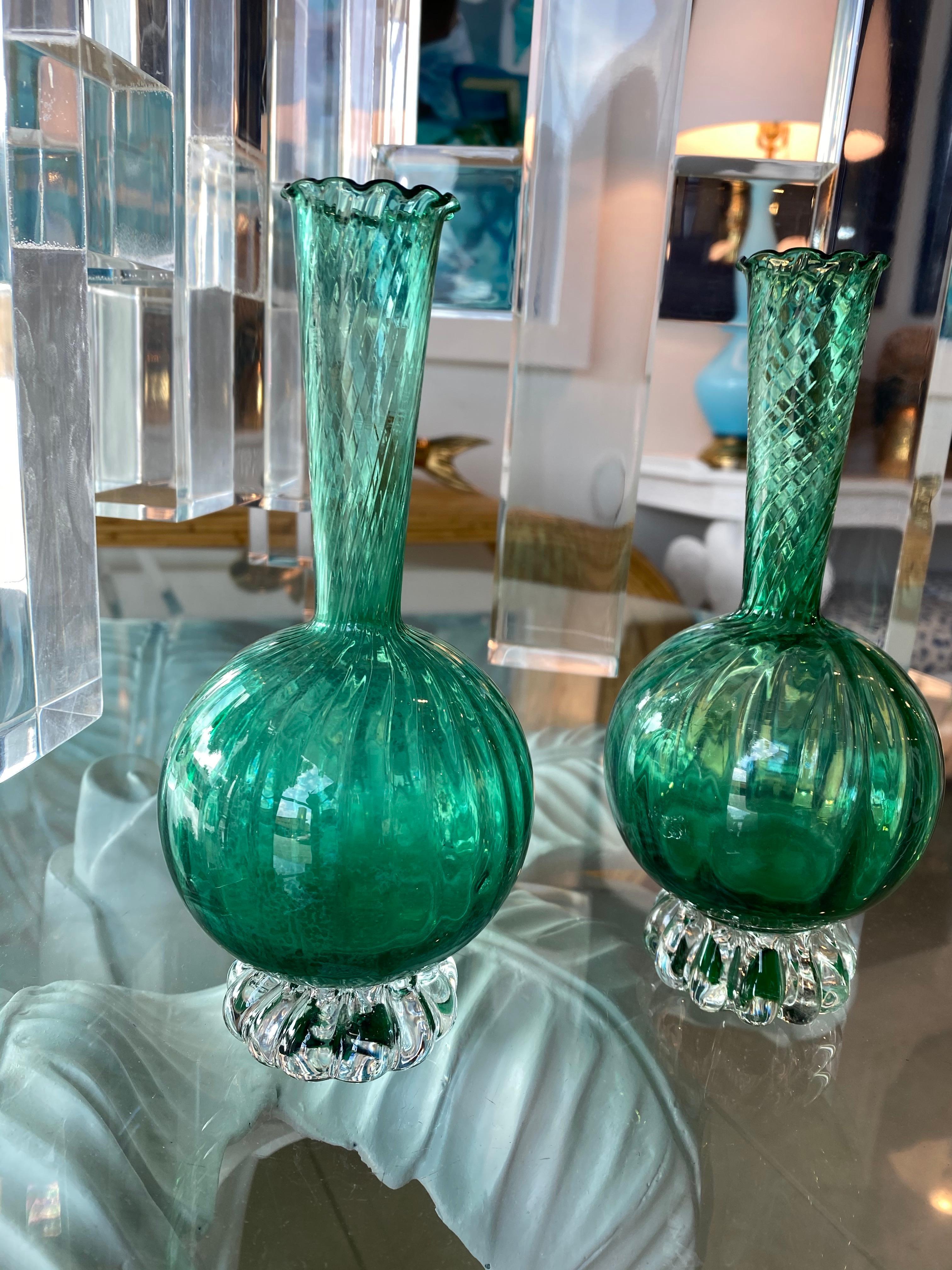 Vintage Pair of Murano Glass Emerald Green Bud Vases For Sale 4