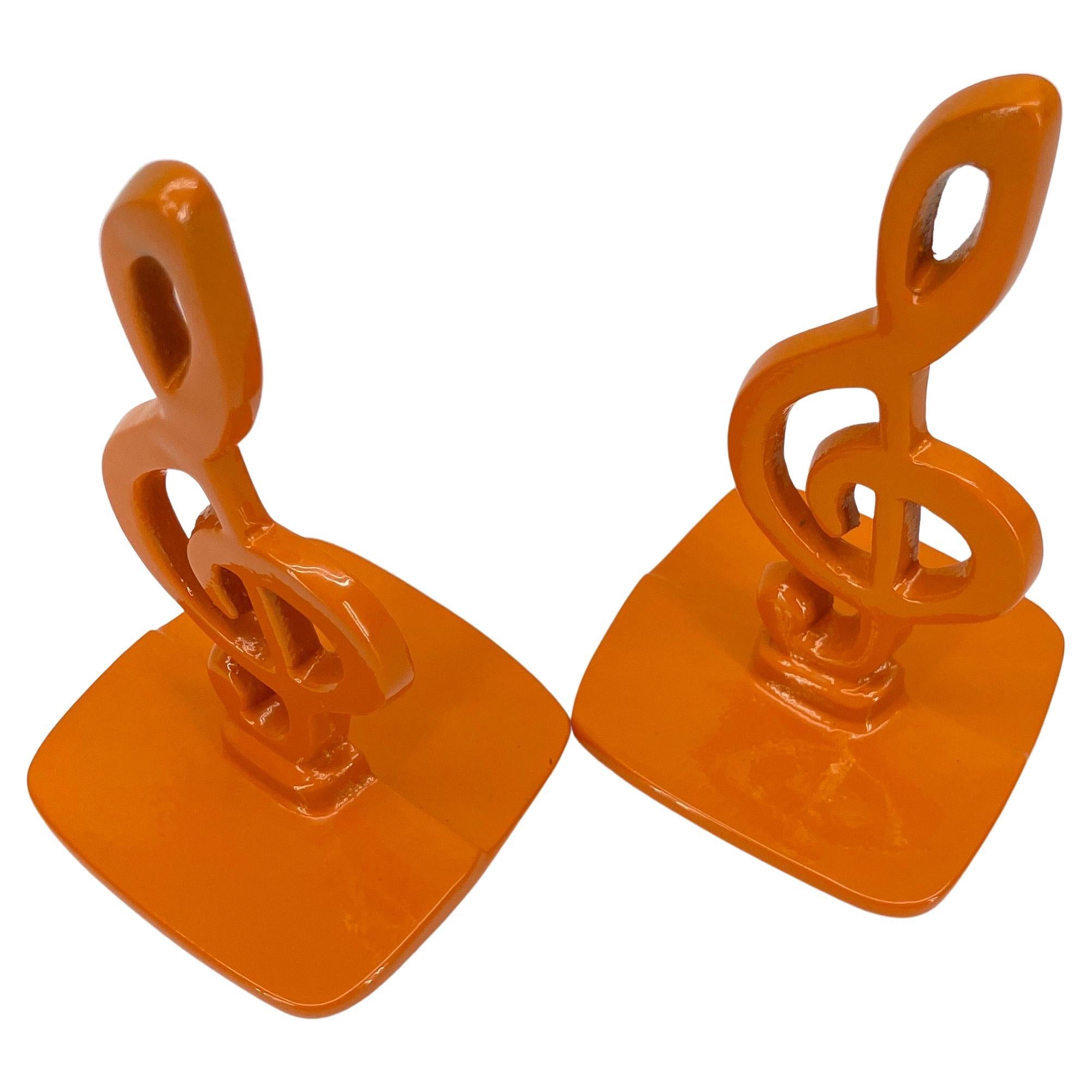 Vintage Pair of Music Note Bookends, Powder-Coated Orange  In Good Condition For Sale In Haddonfield, NJ