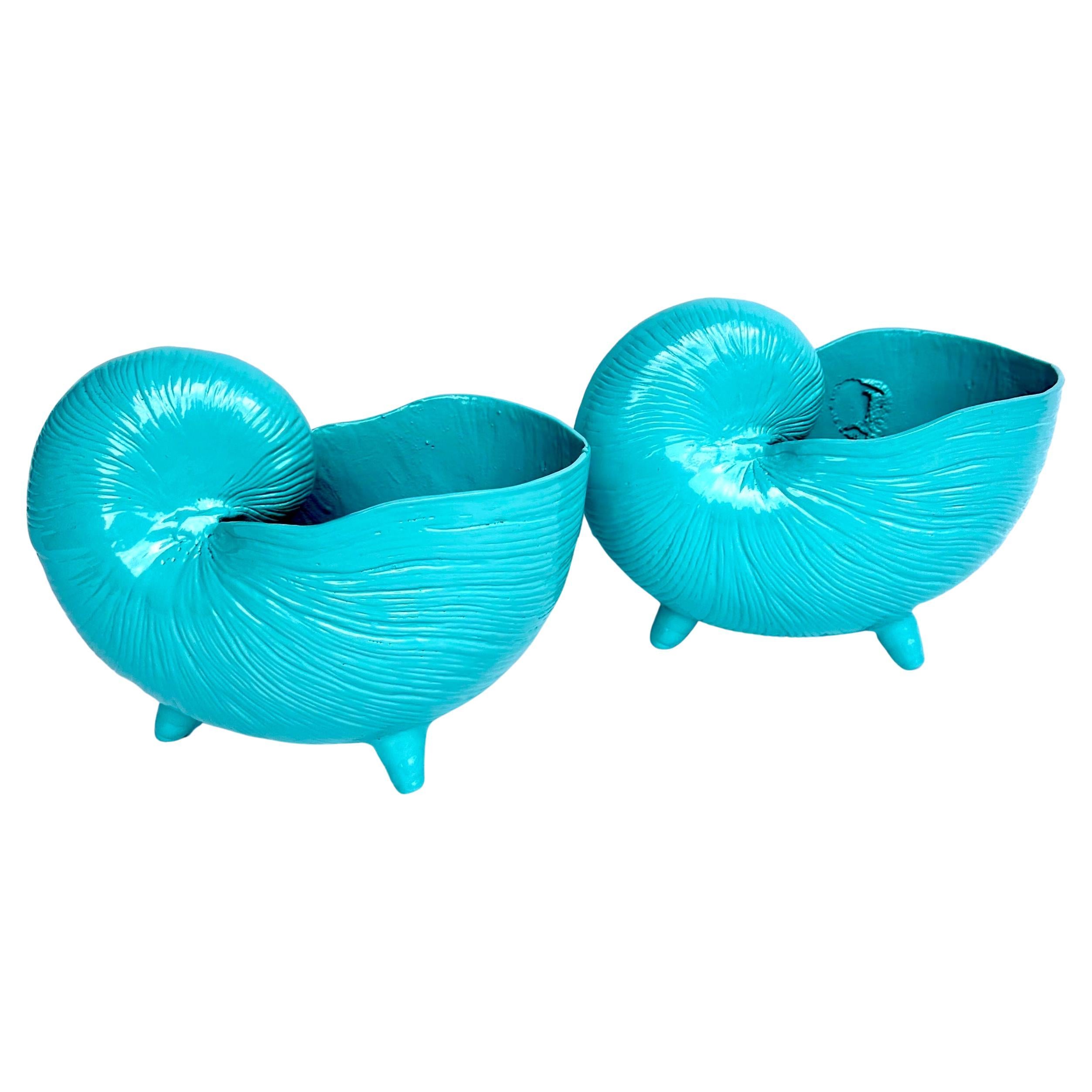Vintage Paar Nautilus Pflanzgefäße oder Jardinières, blau pulverbeschichtet 