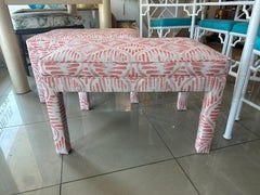Paire Vintage de Bancs Parsons Coral nouvellement tapissés Ottomans Tabourets