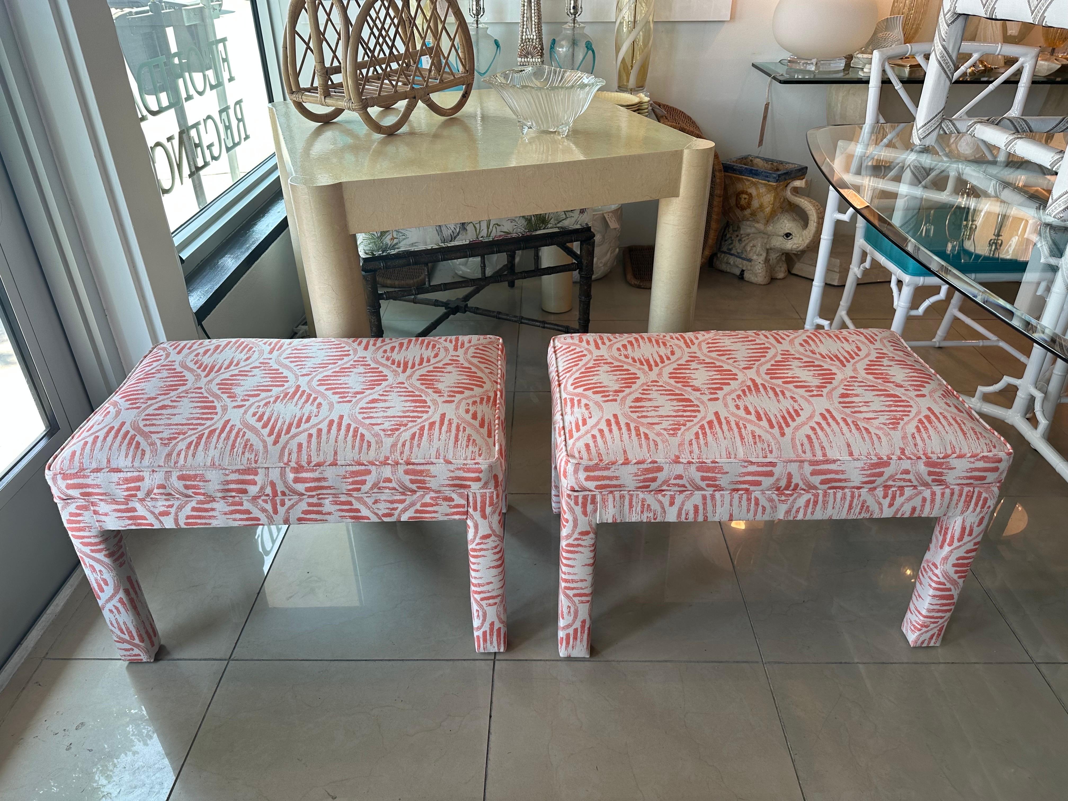 Vintage Pair of Newly Upholstered Coral Parsons Benches Ottomans Stools In Good Condition For Sale In West Palm Beach, FL