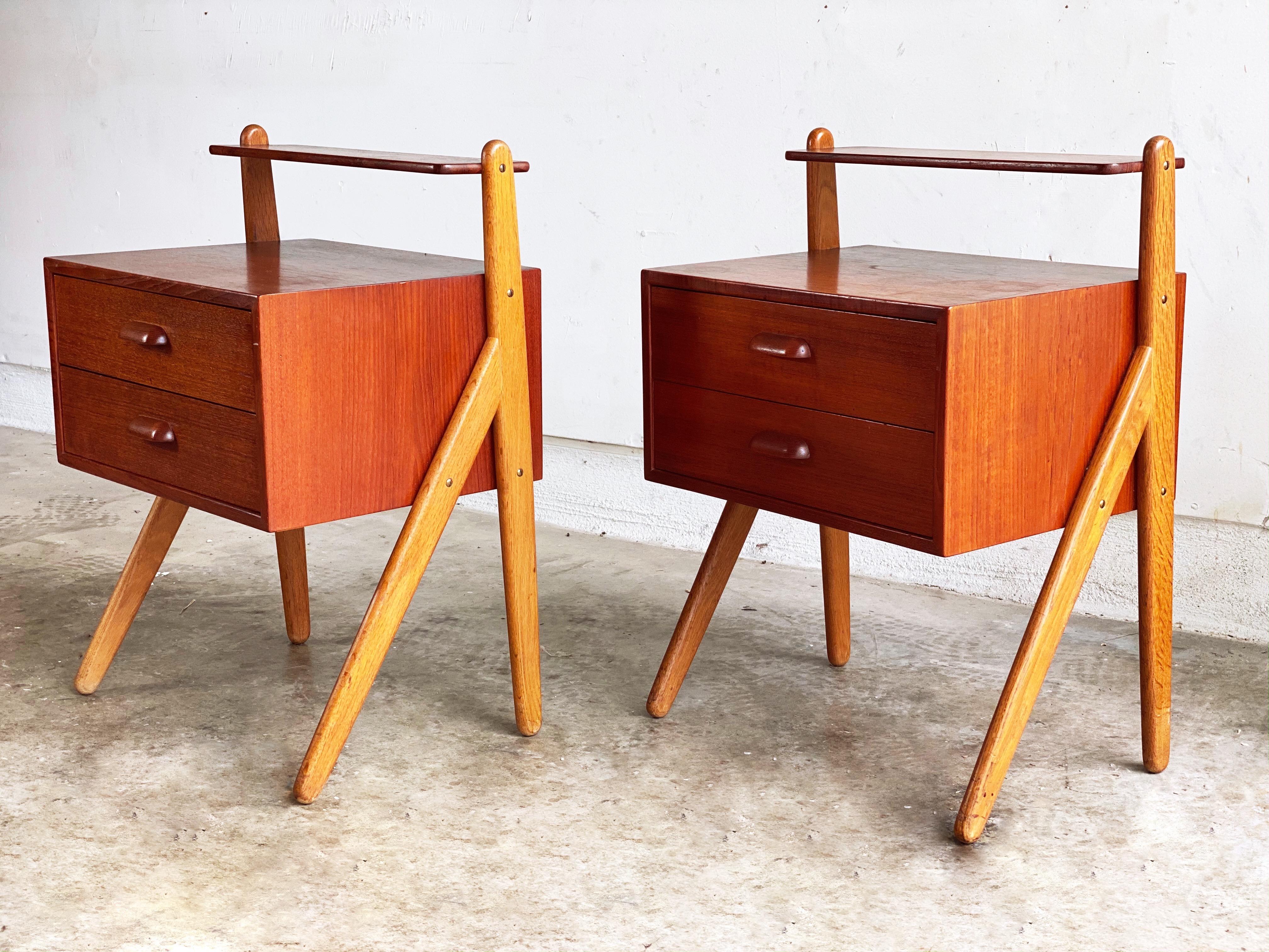 Vintage Pair of Nightstands by Sigfred Omann for Olhom Møbelfabrik, 1960s In Good Condition In San Antonio, TX