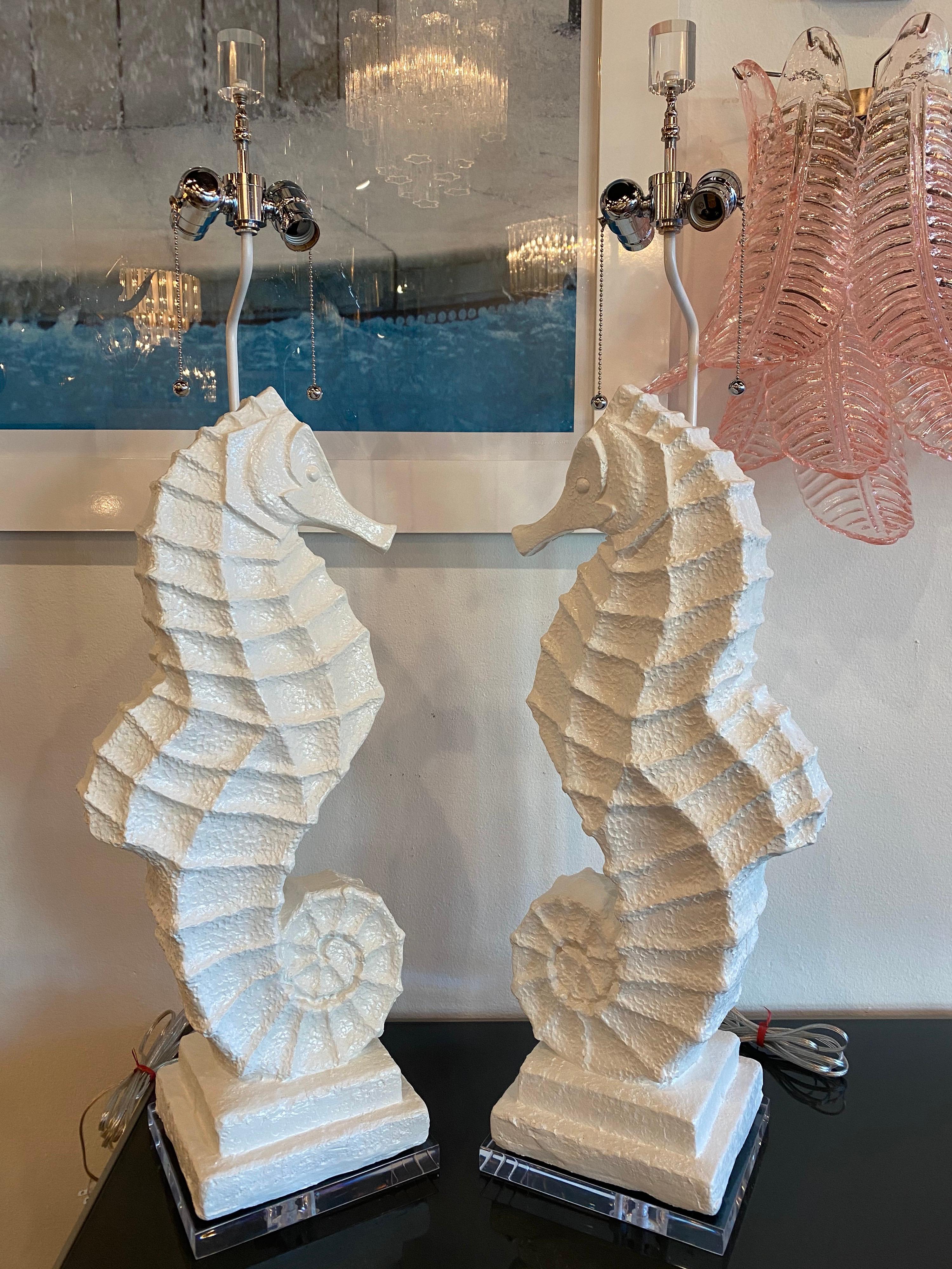 Vintage Pair of Palm Beach Plaster Seahorse Large Table Lamps Lacquered Restored In Excellent Condition In West Palm Beach, FL
