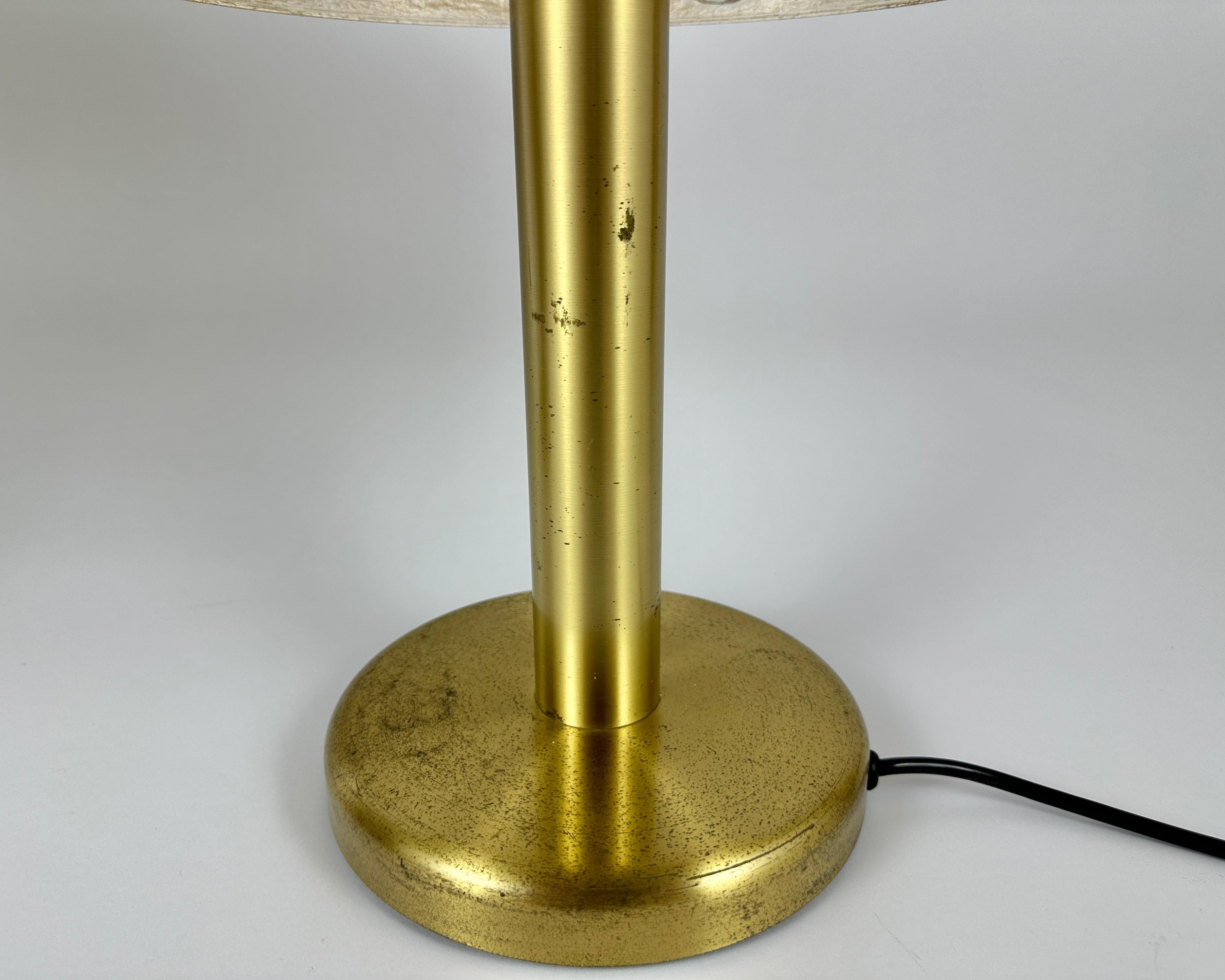 Vintage Pair Of PEILL & PUTZLER Table Lamps in Glass and Brass, Germany, 1970s For Sale 1