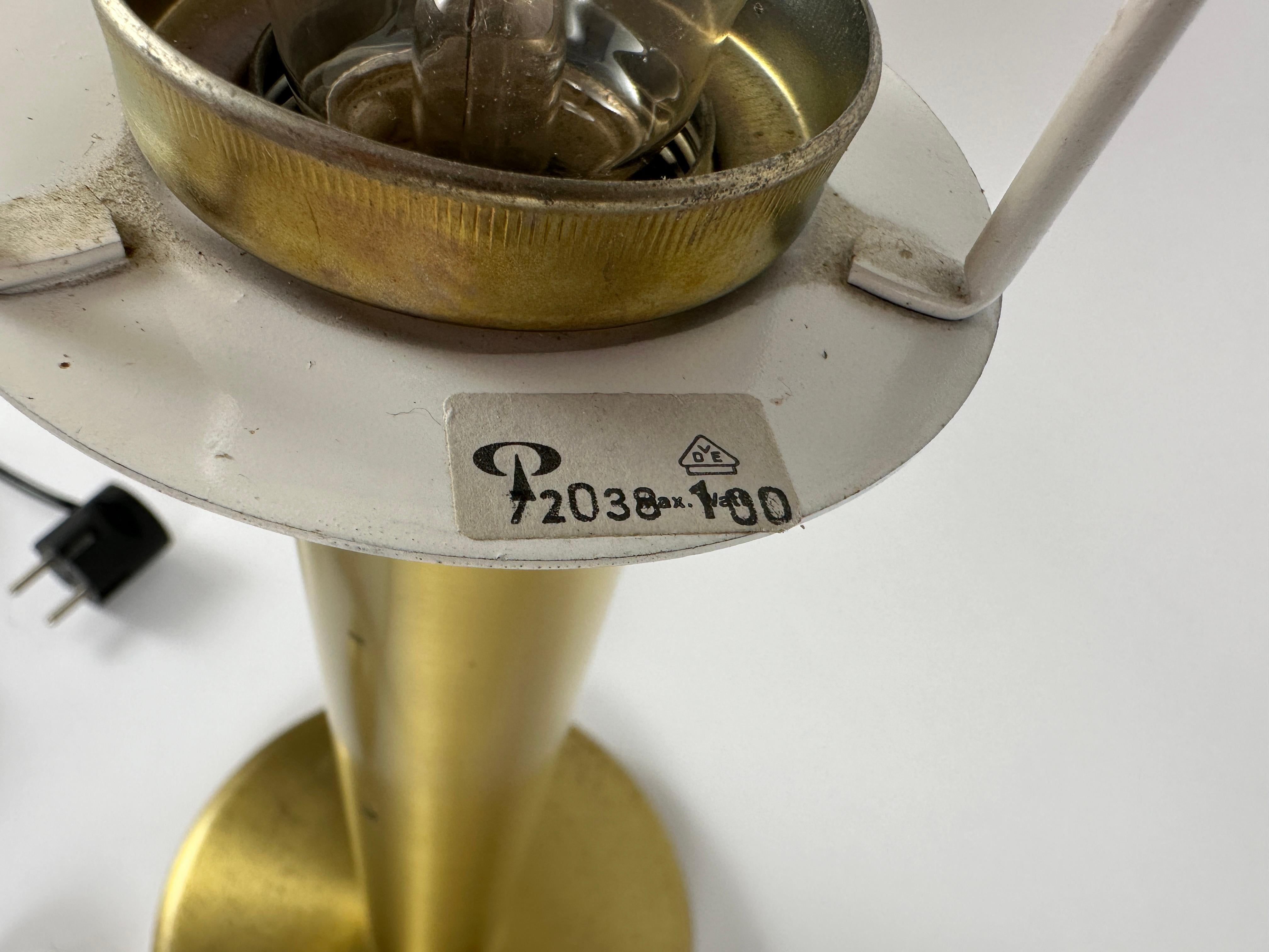 Vintage Pair Of PEILL & PUTZLER Table Lamps in Glass and Brass, Germany, 1970s For Sale 4