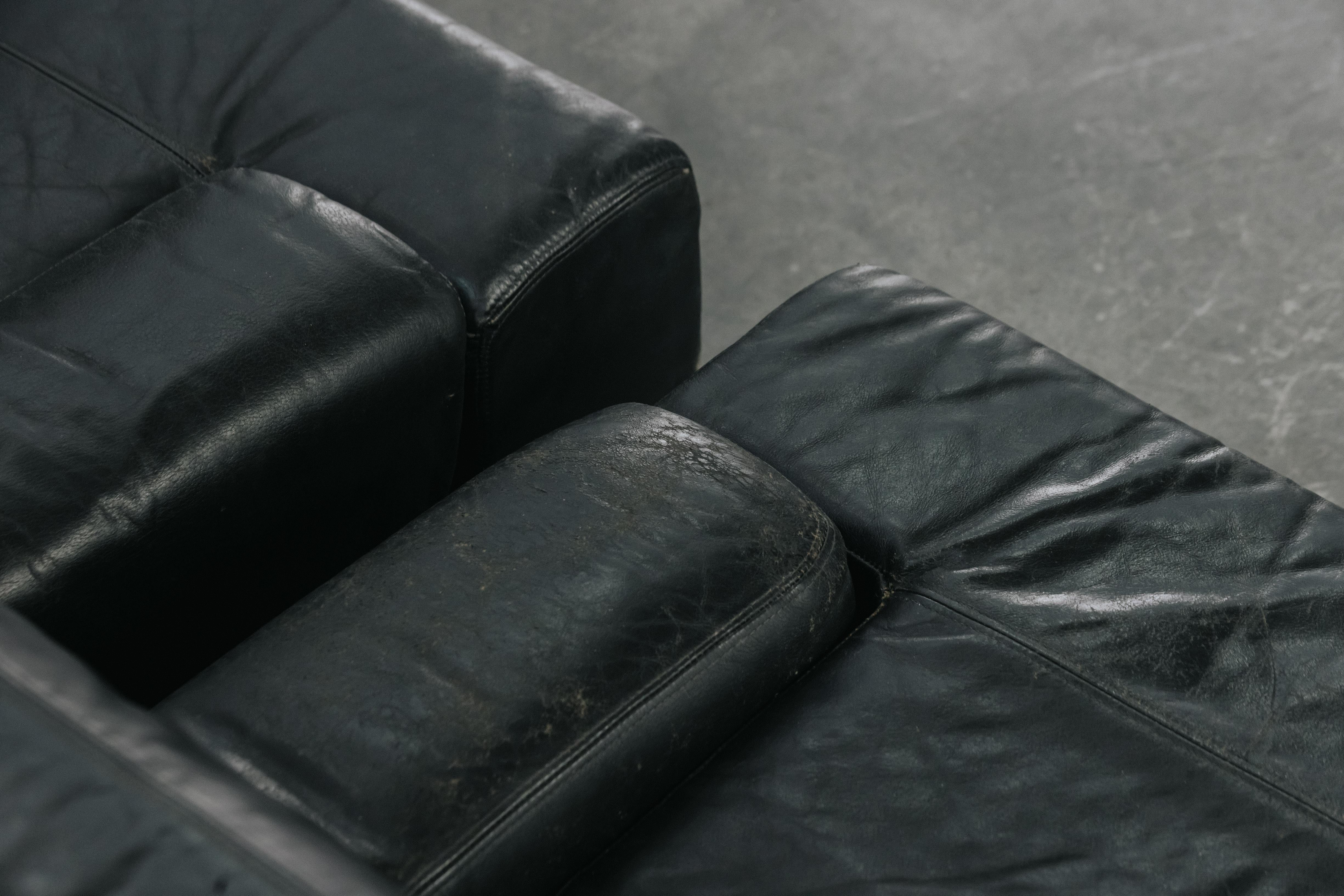 Late 20th Century Vintage Pair Of Percival Lafer Leather Lounge Chairs From Germany, Circa 1970 For Sale