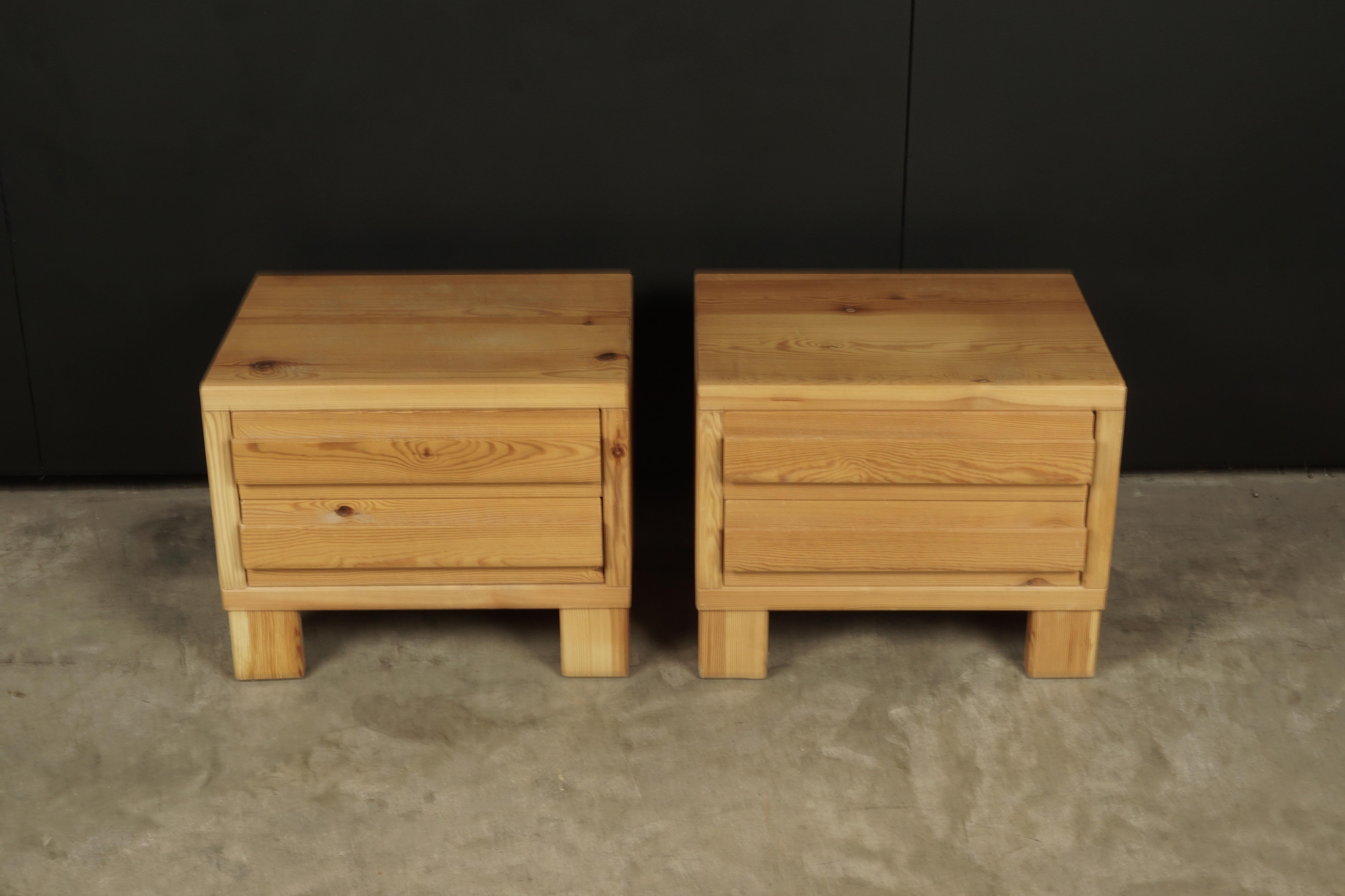Vintage pair of pine nightstands from Sweden, 1960s. Solid pine construction with light patina and wear.