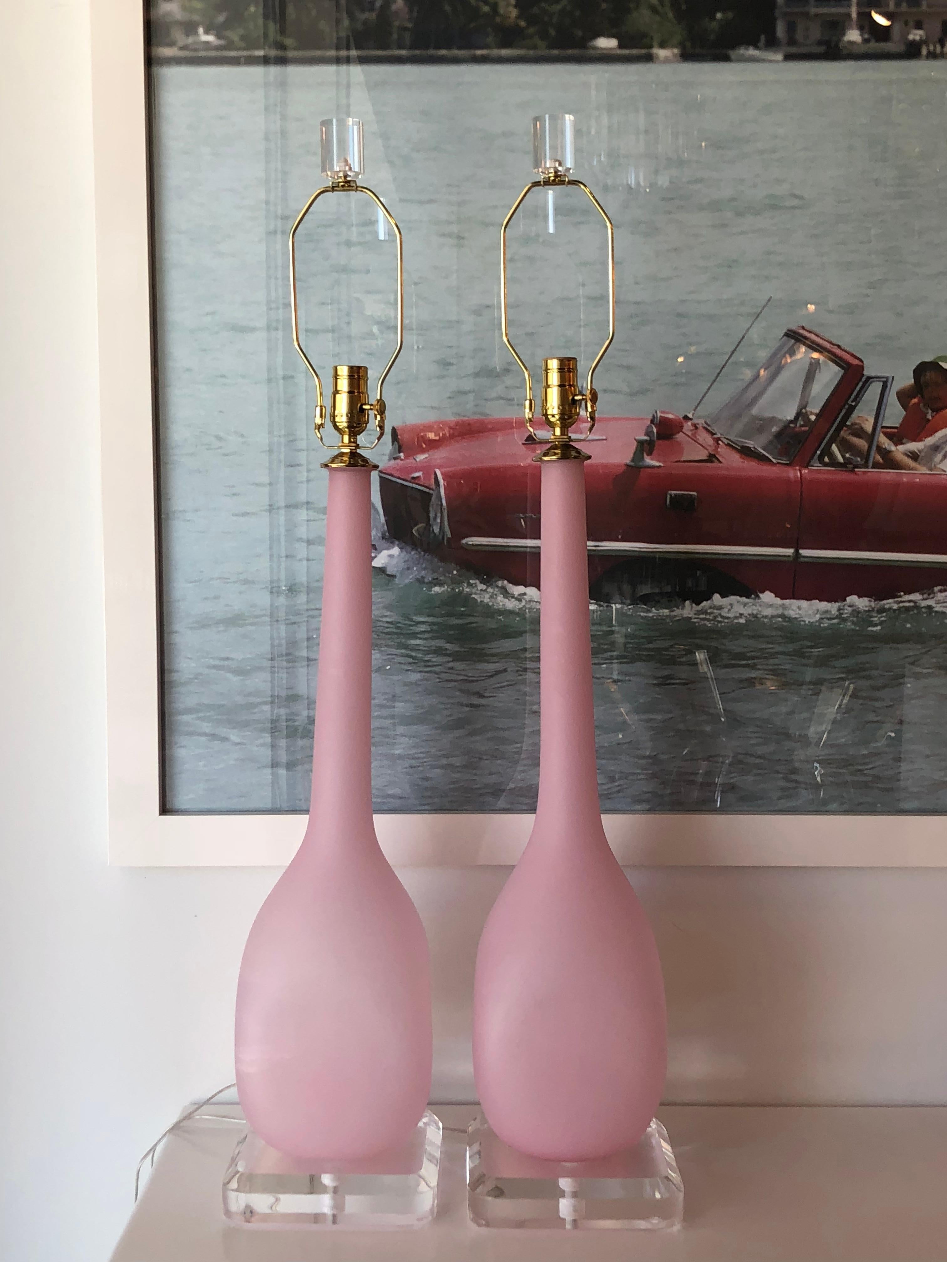Vintage Pair of Pink Frosted Blush Murano Italian Table Lamps Lucite Brass 11