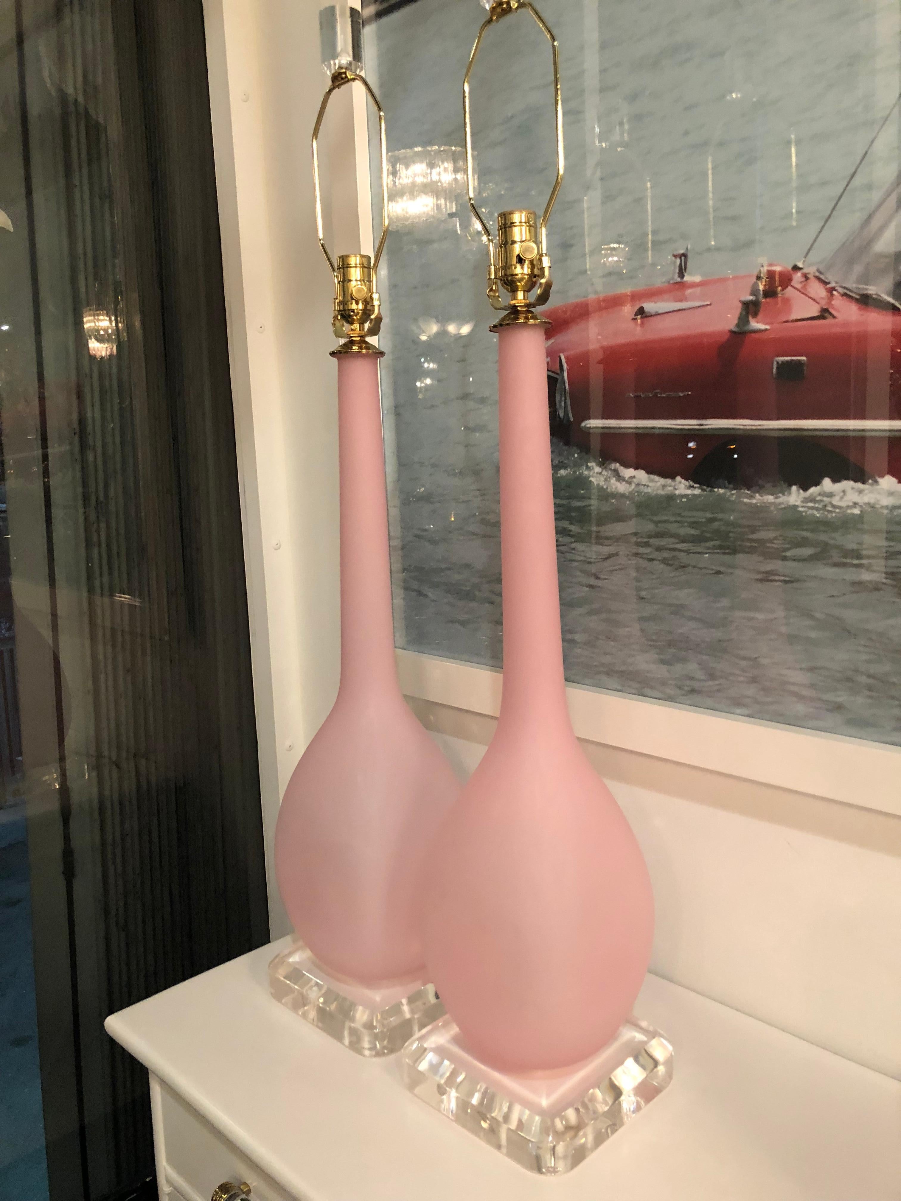 Hollywood Regency Vintage Pair of Pink Frosted Blush Murano Italian Table Lamps Lucite Brass